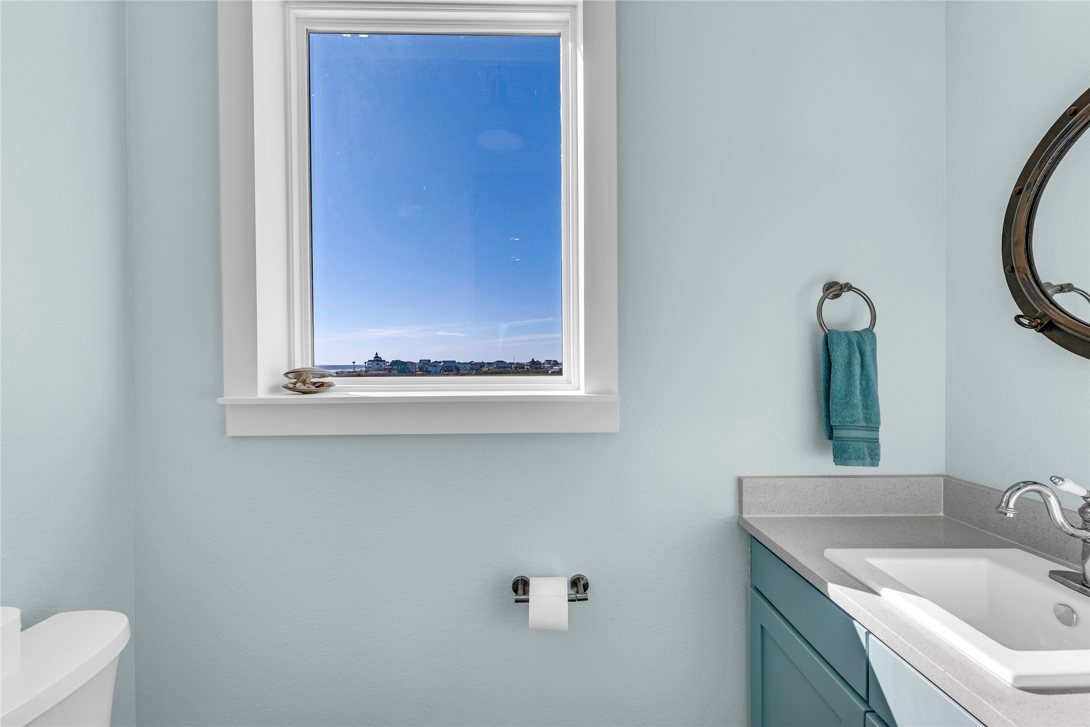 Half-bath on third floor!