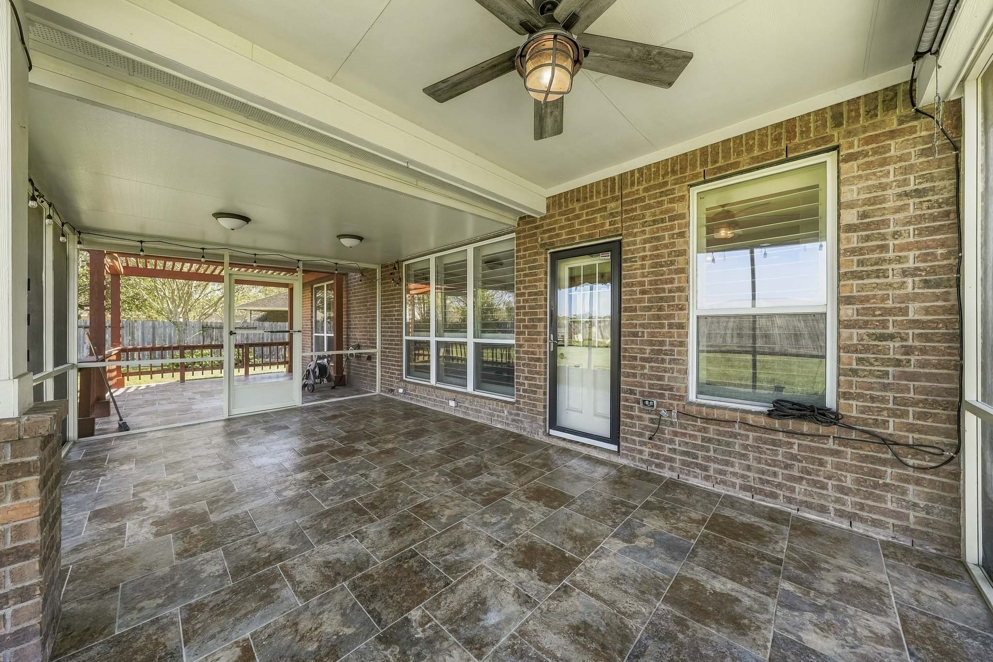 24502 Springwood Glen Lane, Katy, TX 77494