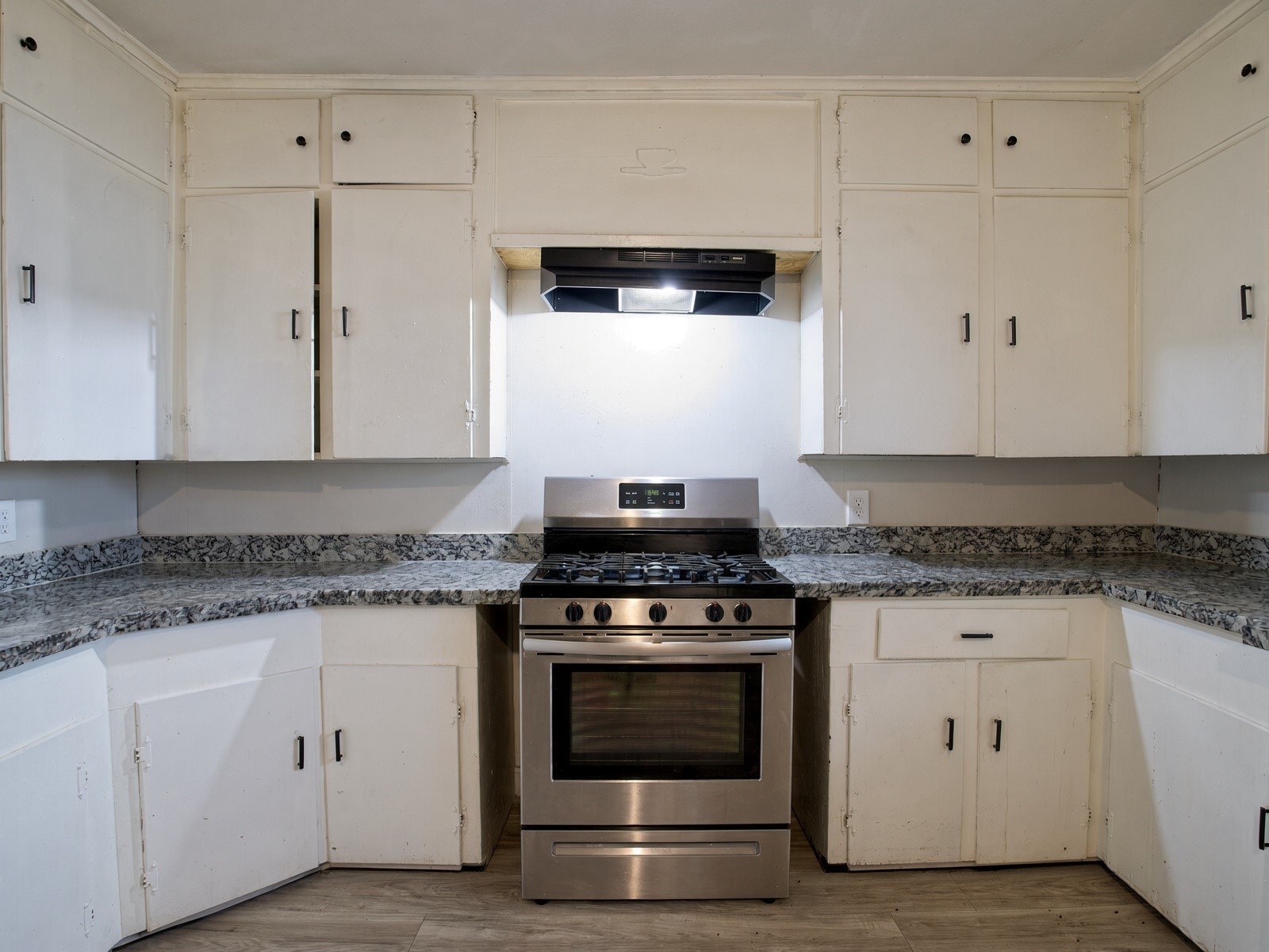 5229 Rue Street, Houston, TX 77033