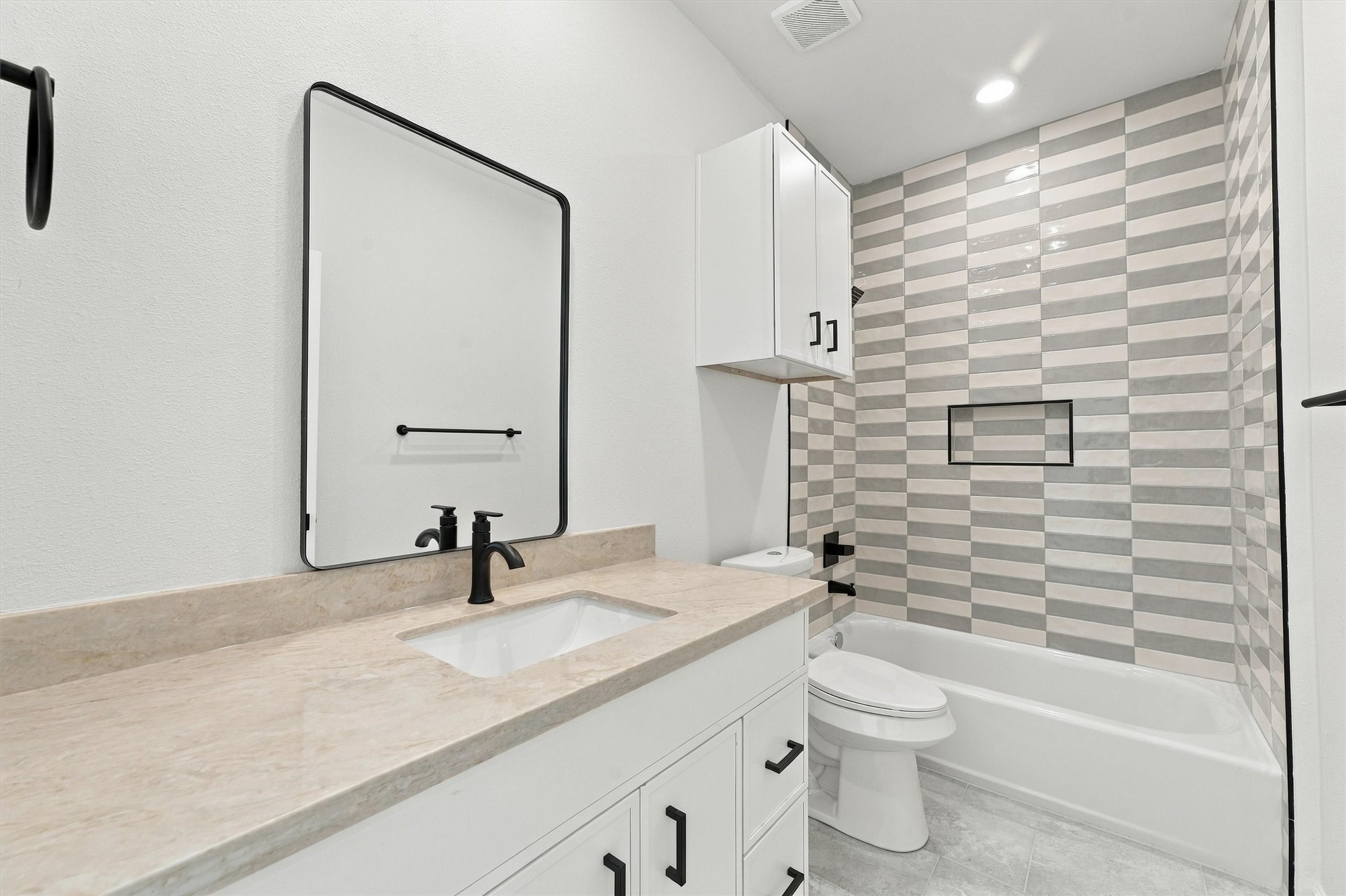 6833 Cohn, #A and B, Houston, TX 77091