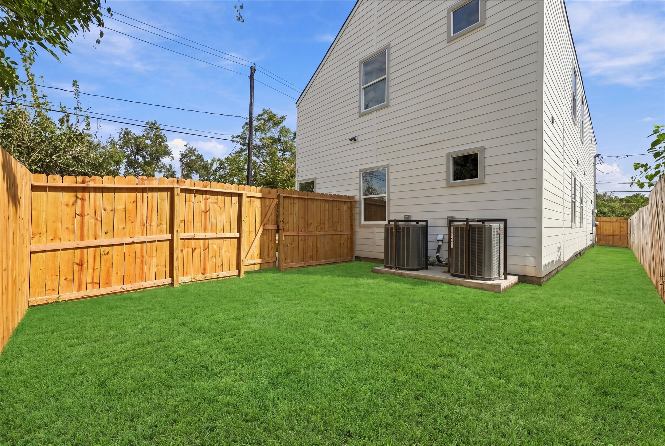 6833 Cohn, #A and B, Houston, TX 77091