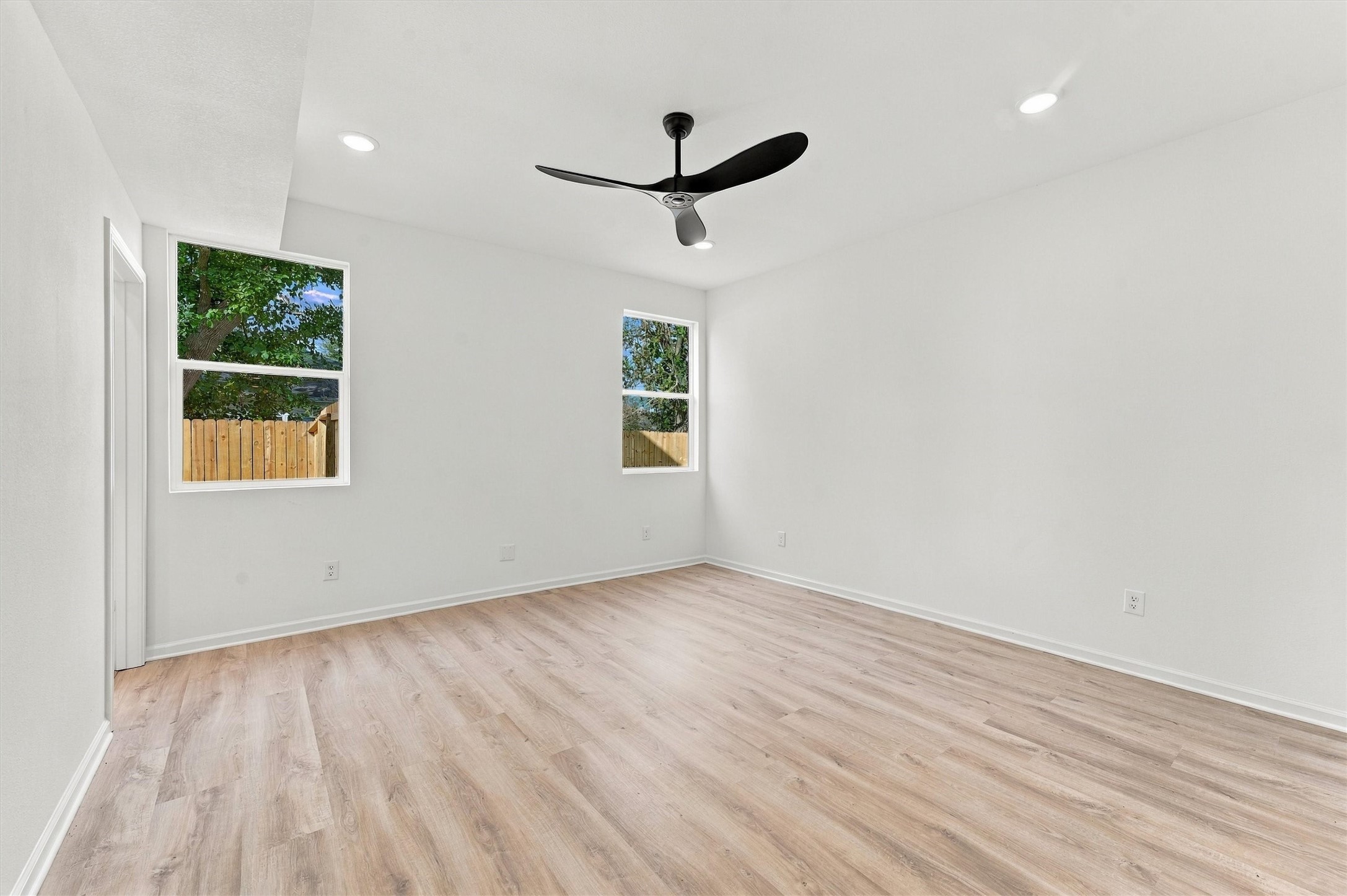 6833 Cohn, #A and B, Houston, TX 77091