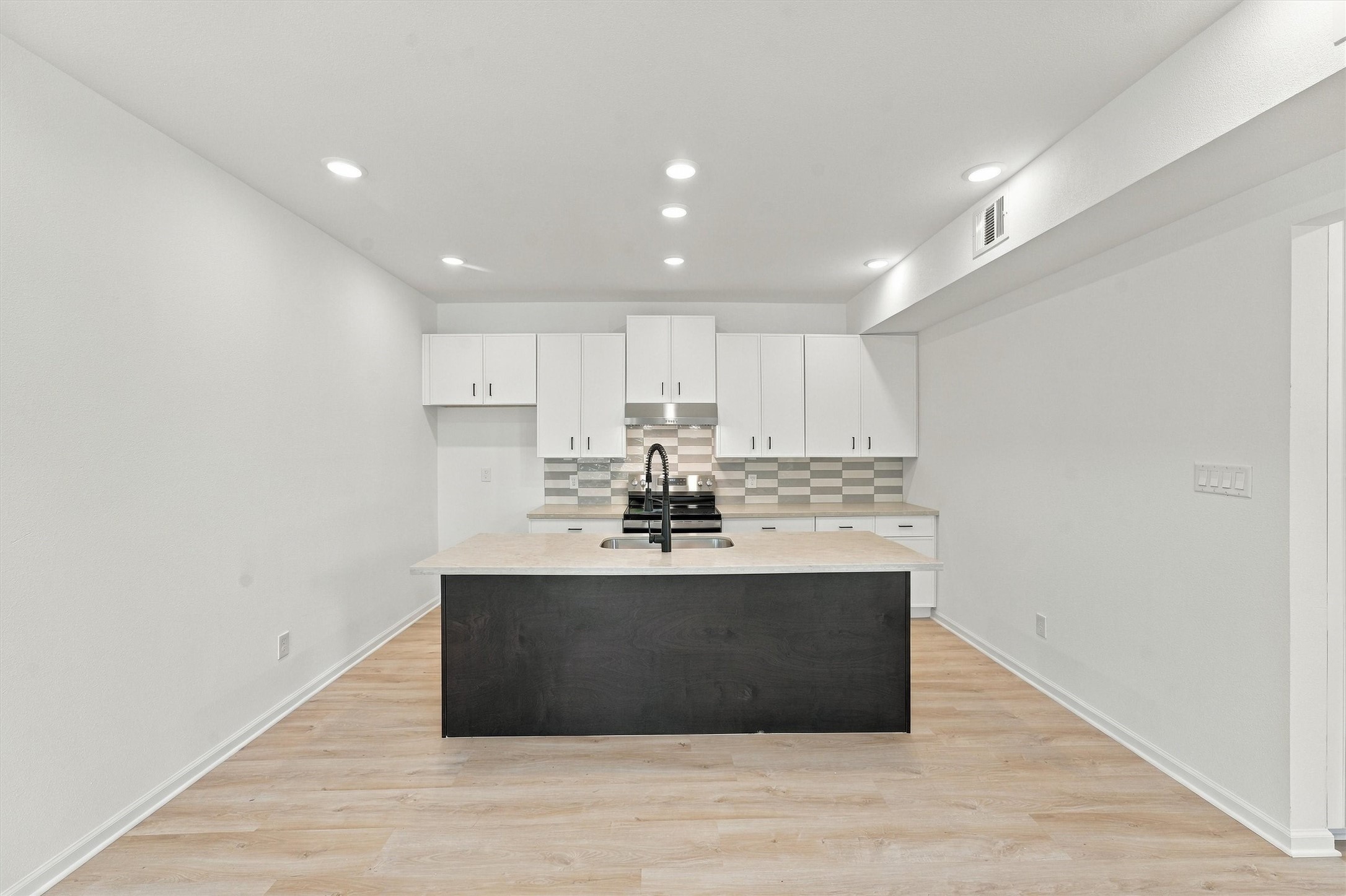 6833 Cohn, #A and B, Houston, TX 77091