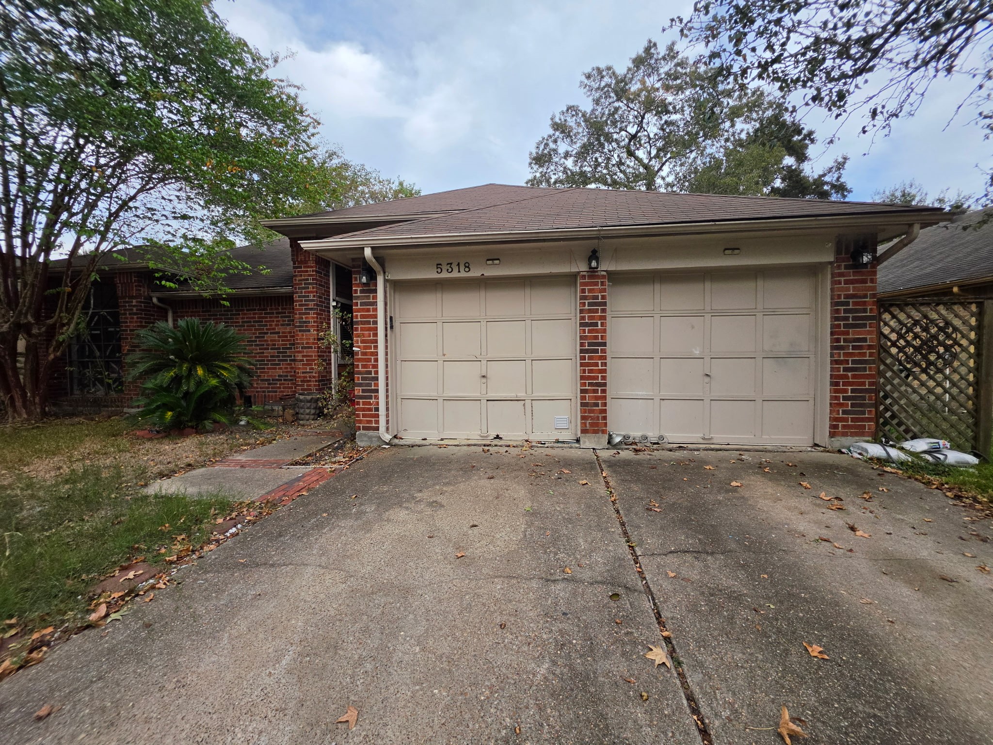 5318 Shady Gardens Drive, Kingwood, TX 77339