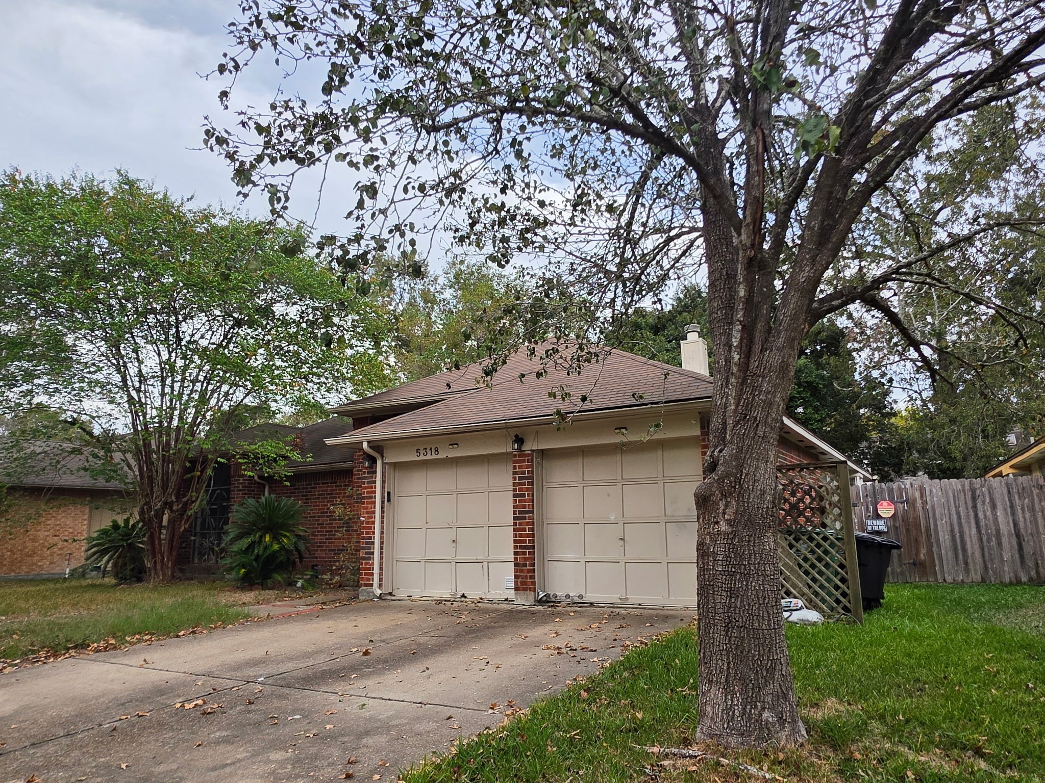 5318 Shady Gardens Drive, Kingwood, TX 77339