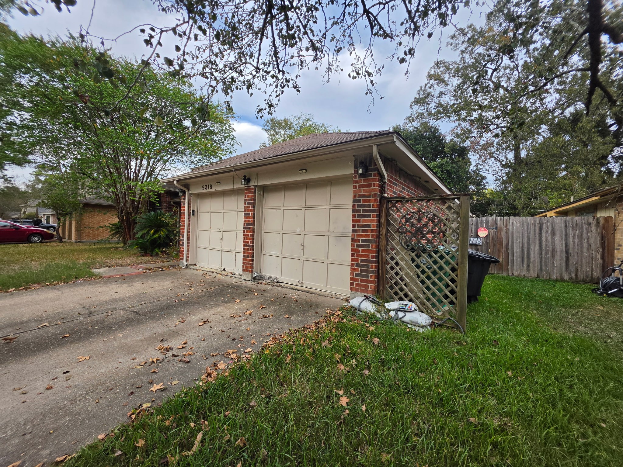 5318 Shady Gardens Drive, Kingwood, TX 77339