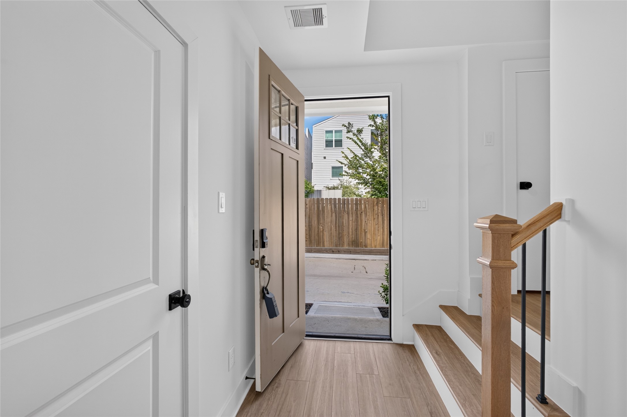 835 Rachel Street, #B, Houston, TX 77091