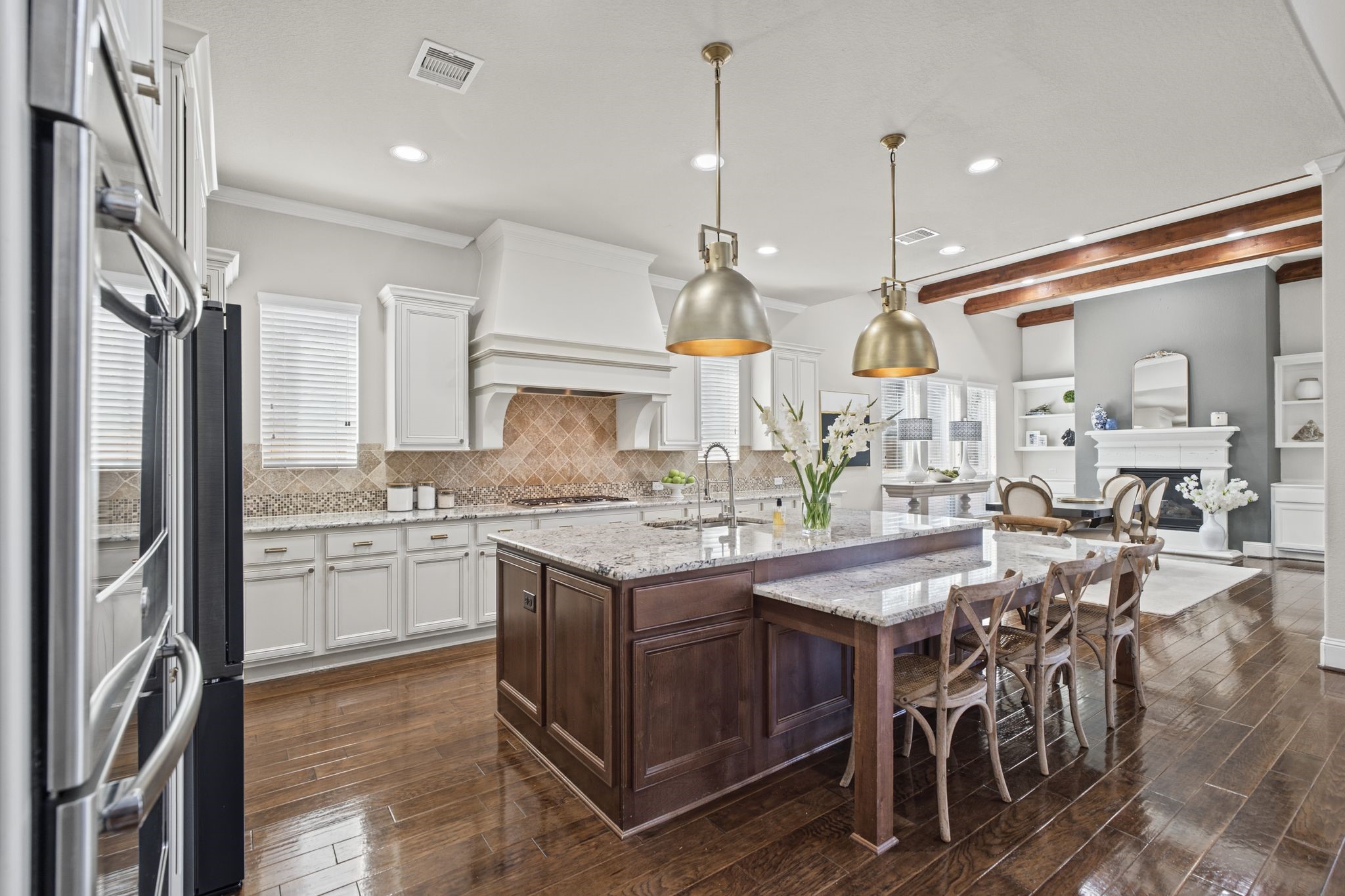 229 S Chaparral Bend Drive, Montgomery, TX 77316
