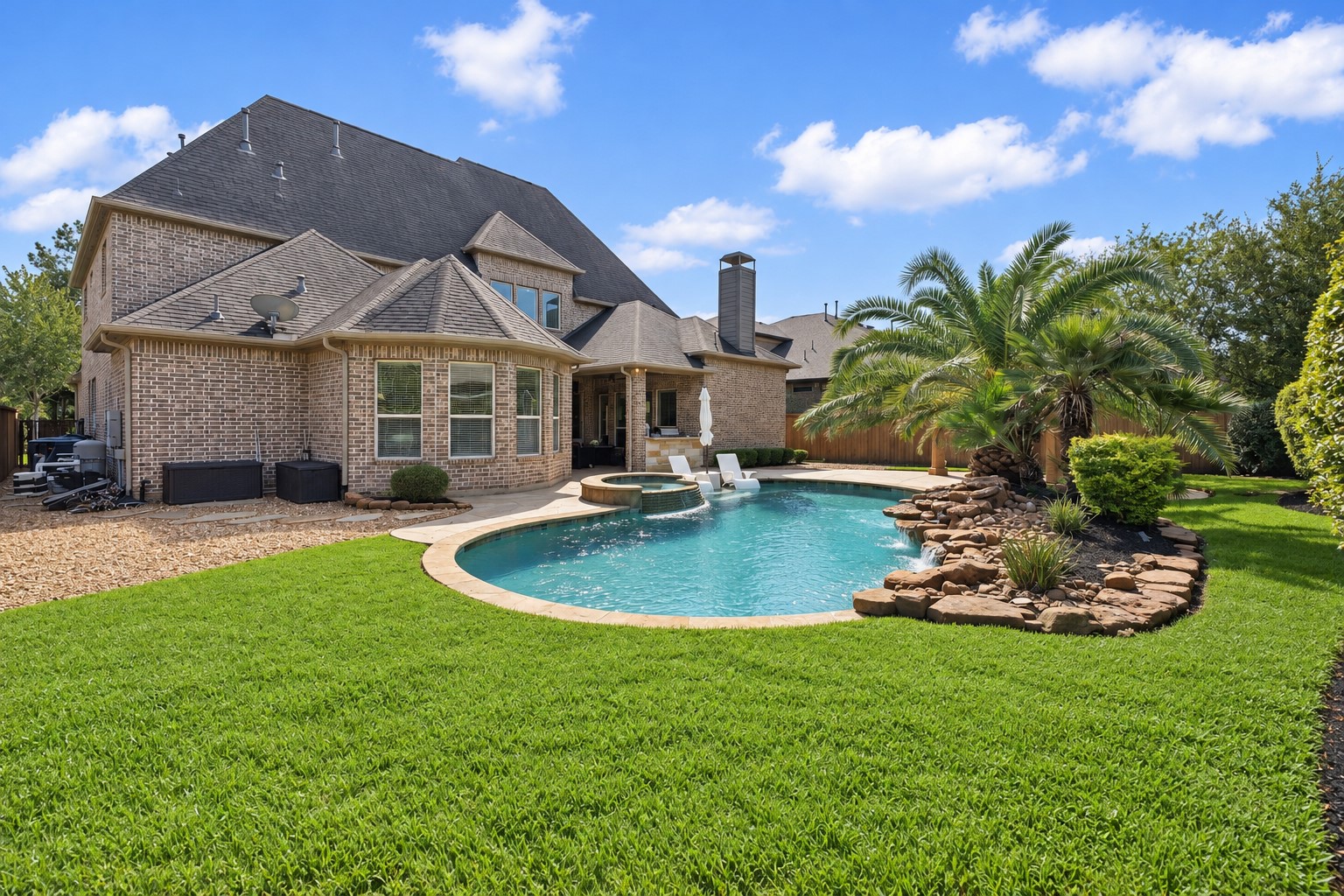 229 S Chaparral Bend Drive, Montgomery, TX 77316