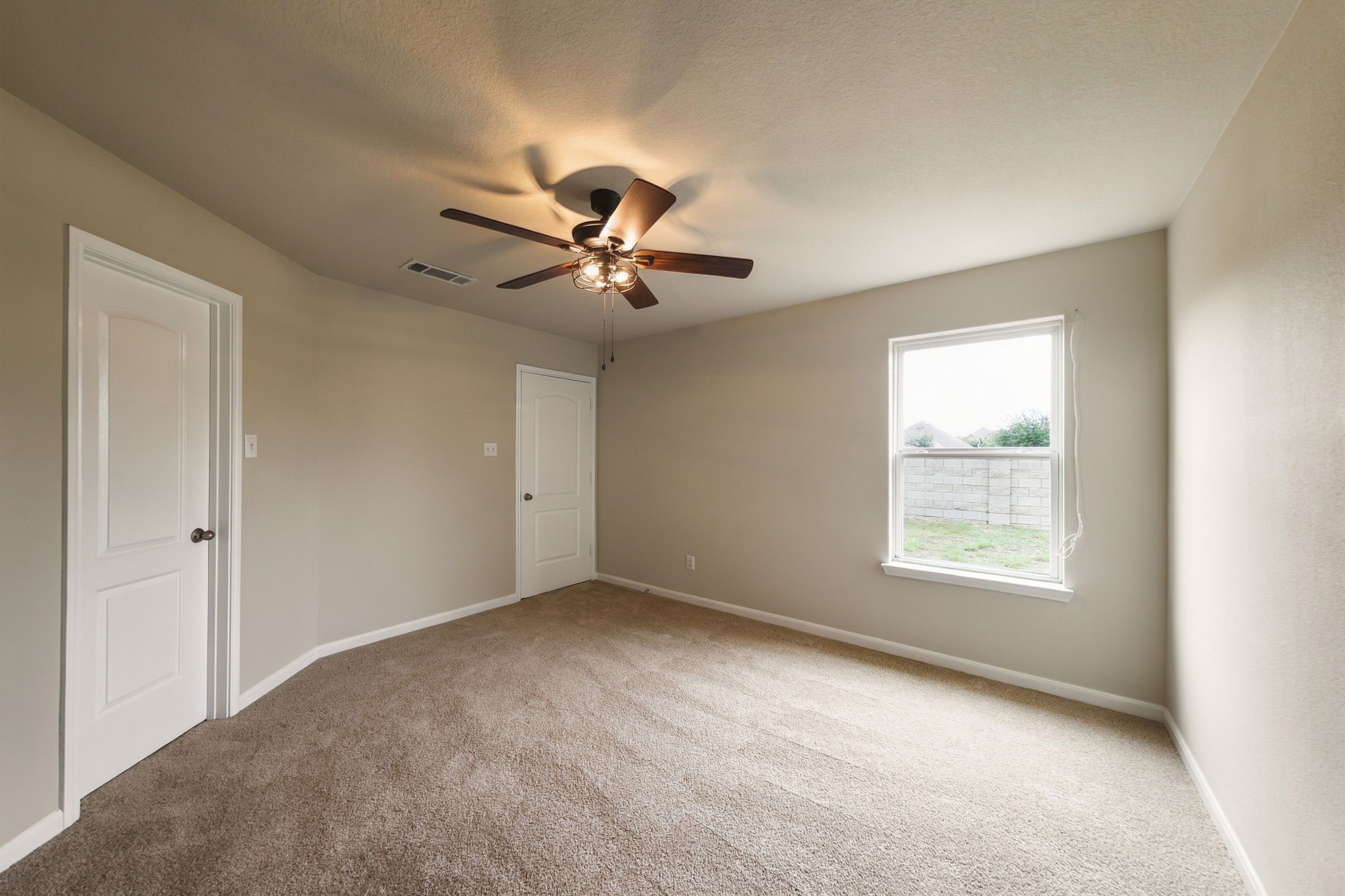 9723 Montana Sapphire Lane, Iowa Colony, TX 77583