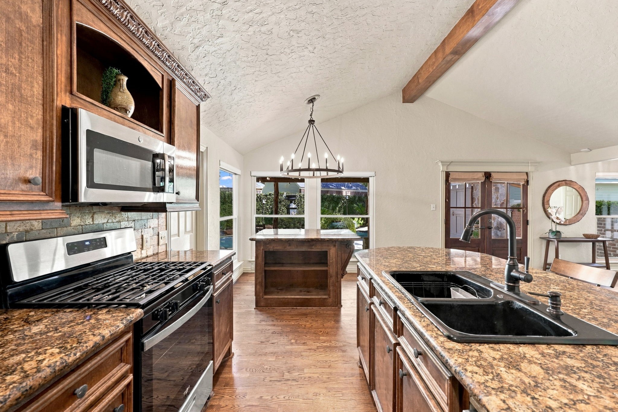 30 Bitterwood Circle, The Woodlands, TX 77381