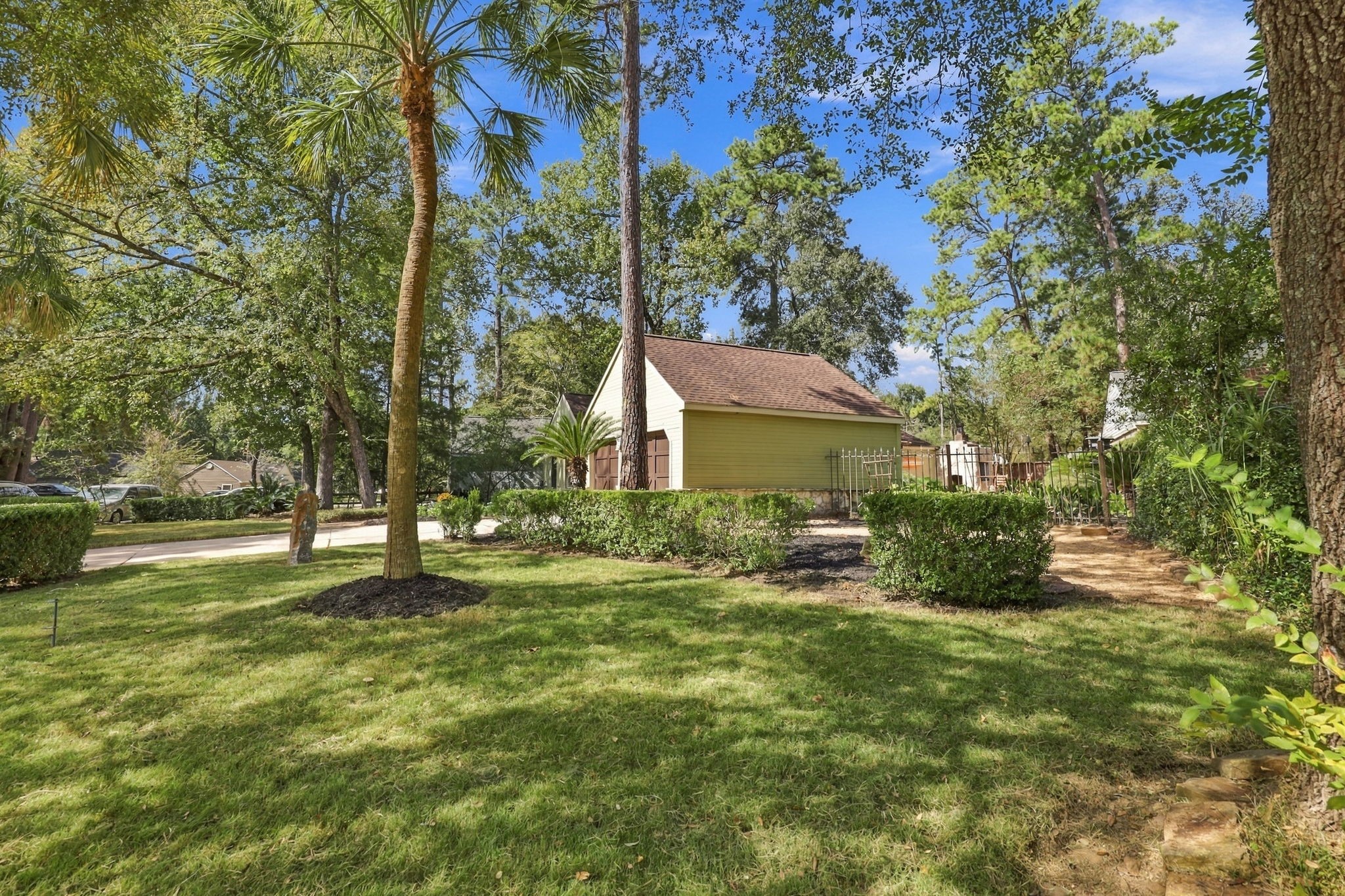 30 Bitterwood Circle, The Woodlands, TX 77381