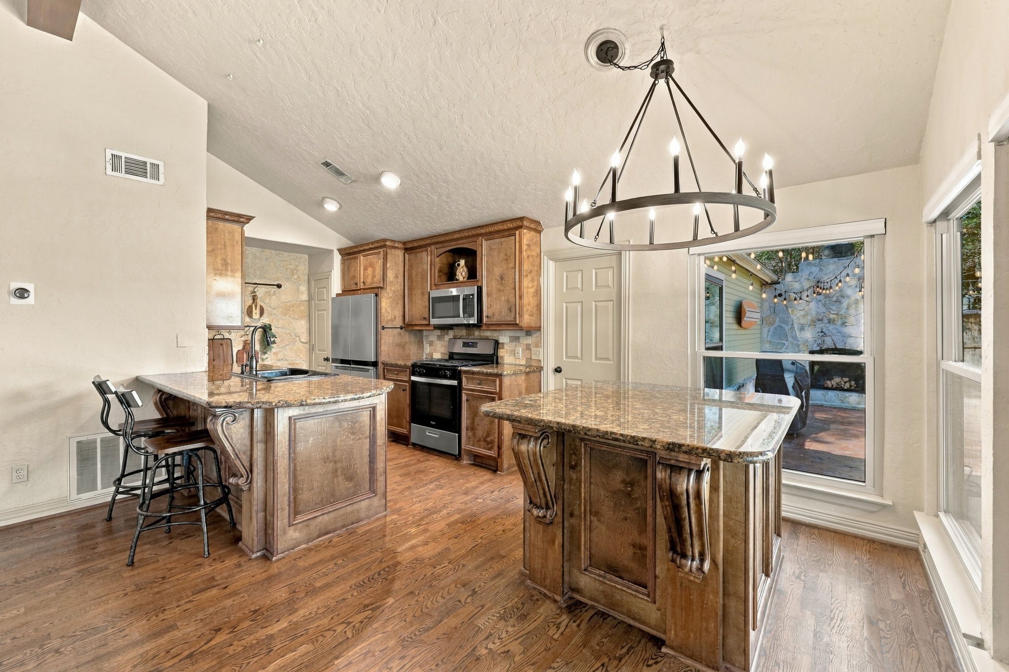 30 Bitterwood Circle, The Woodlands, TX 77381