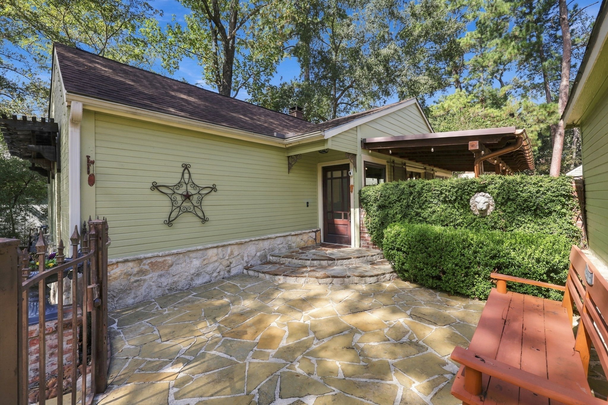 30 Bitterwood Circle, The Woodlands, TX 77381