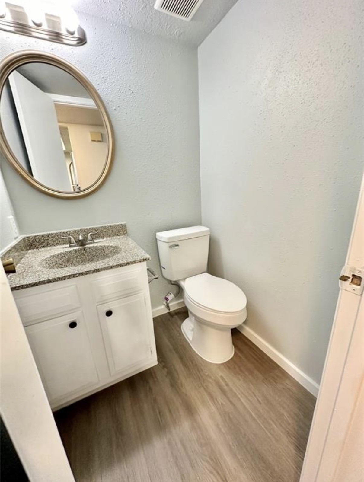 3860 Laura Leigh Drive, Friendswood, TX 77546