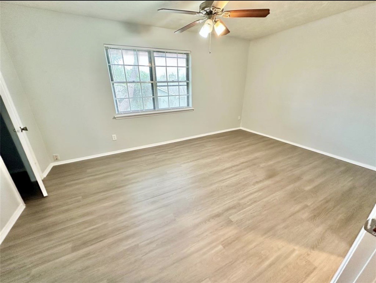 3860 Laura Leigh Drive, Friendswood, TX 77546