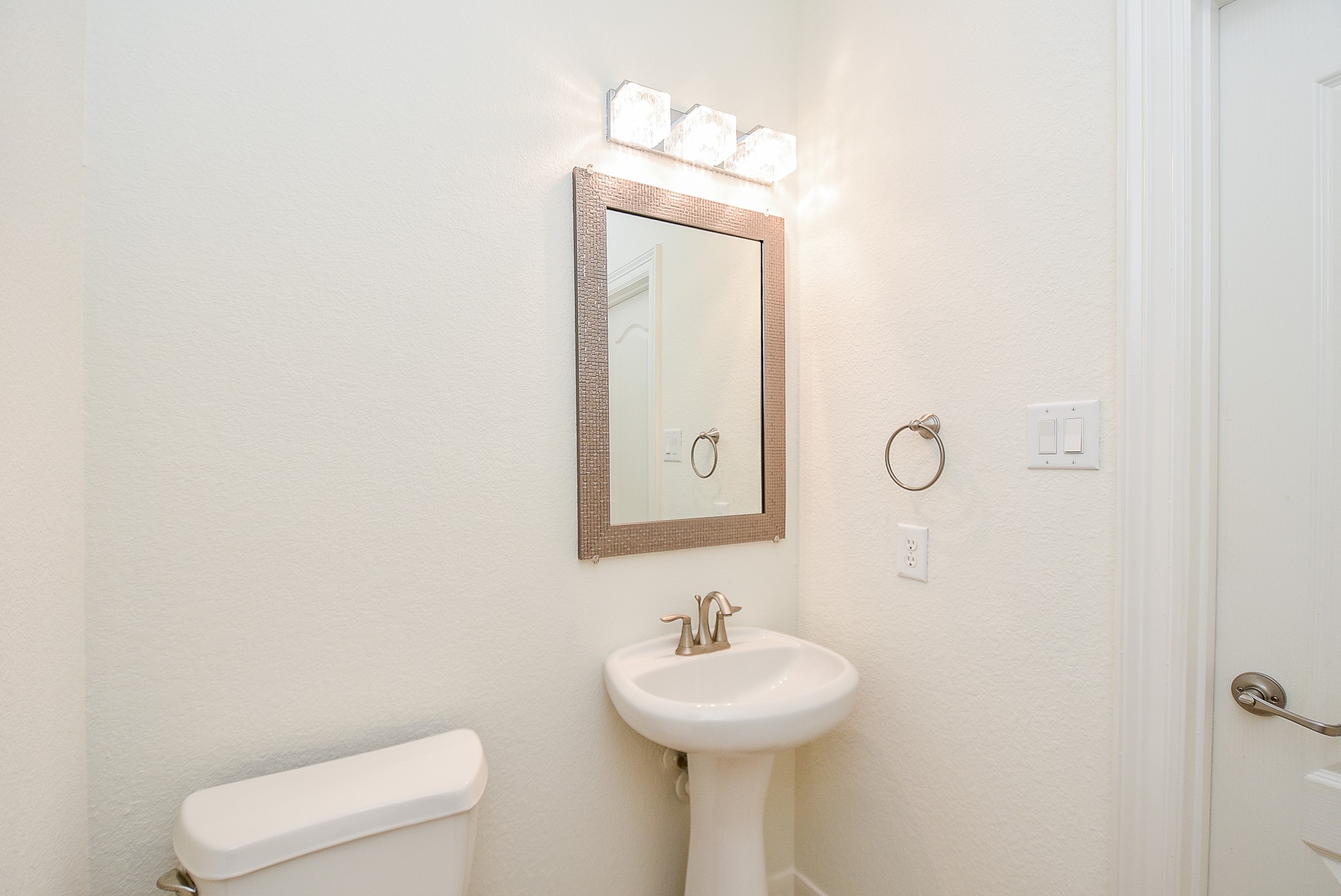 14603 Azalea Walk Lane, Houston, TX 77044