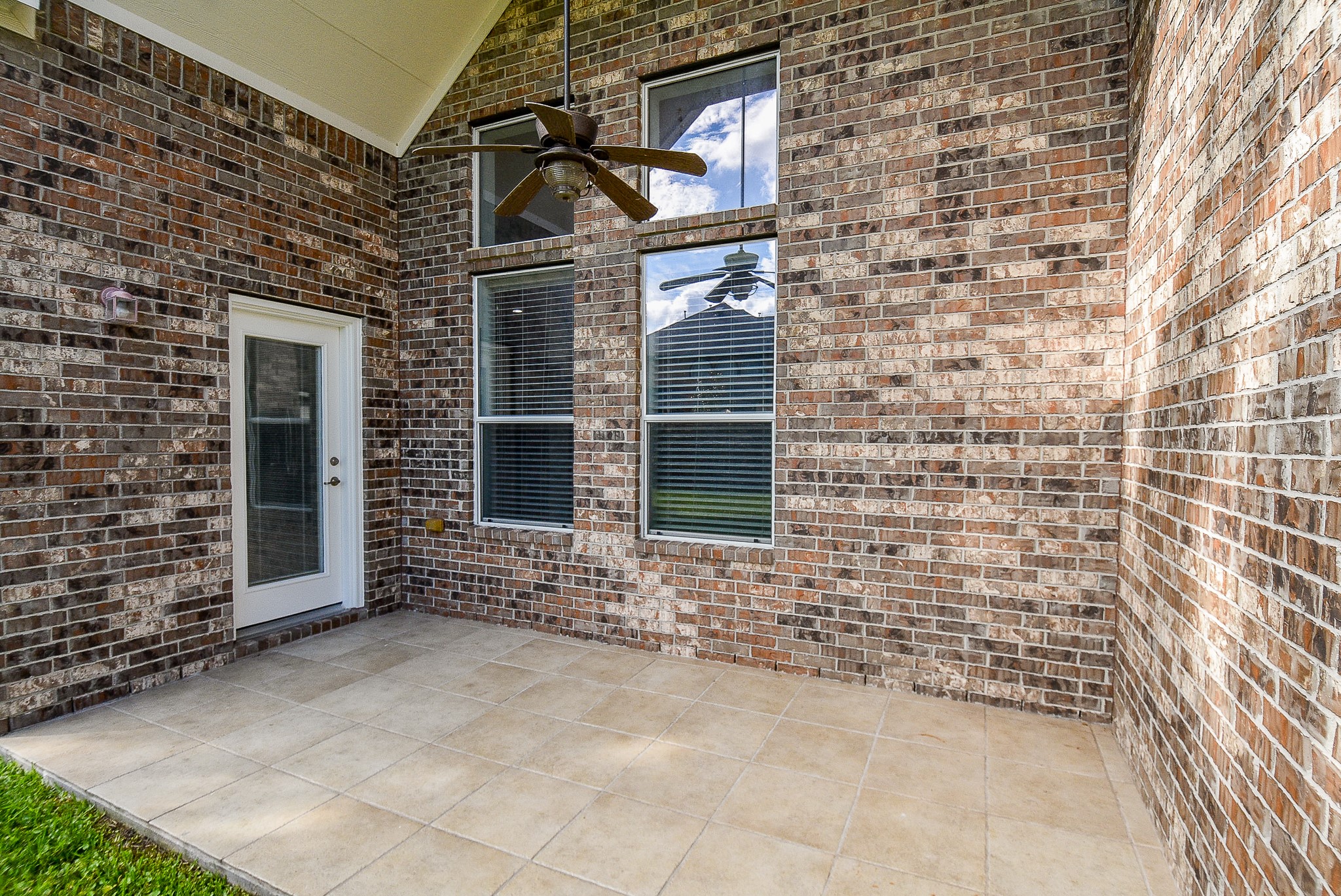 14603 Azalea Walk Lane, Houston, TX 77044