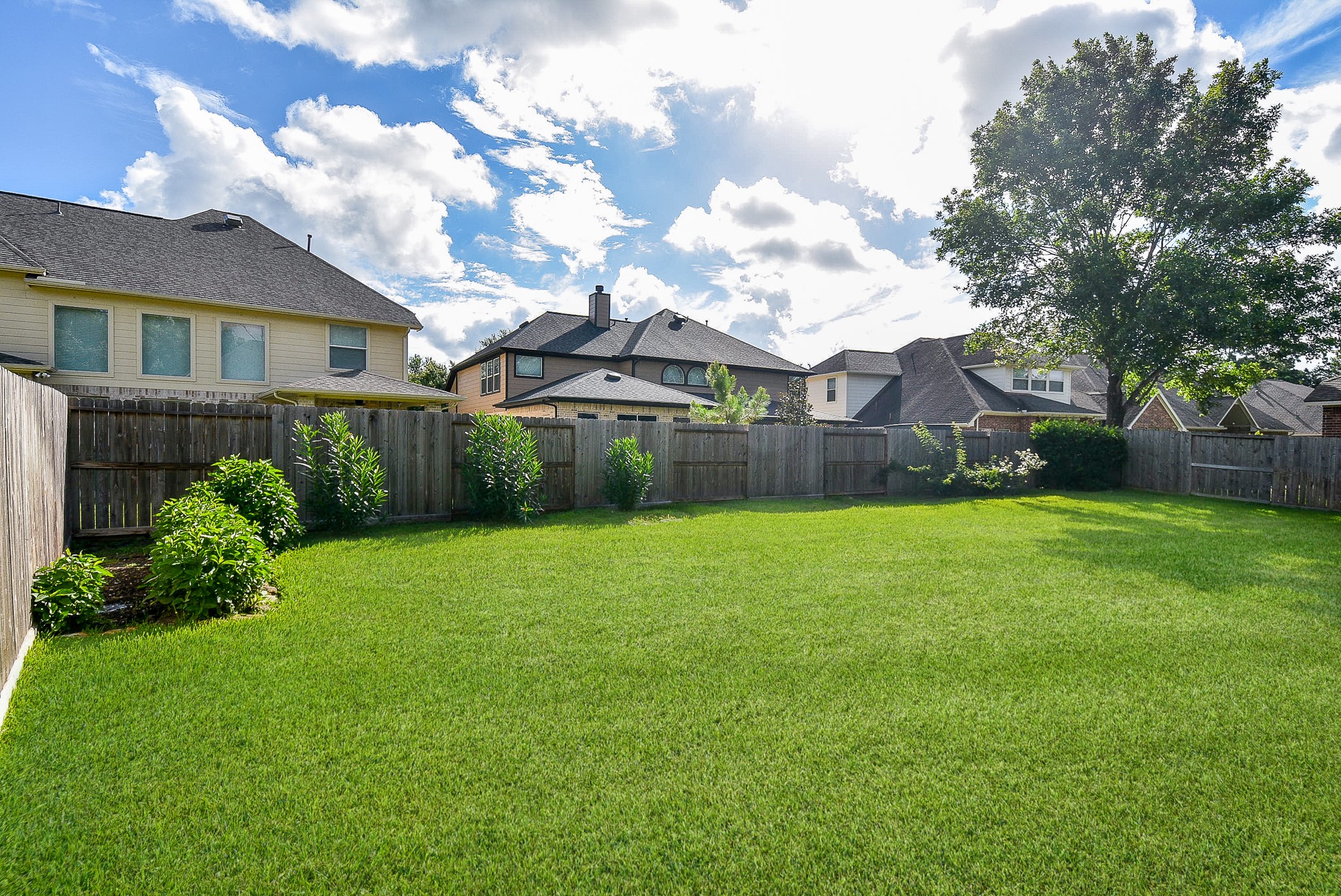 14603 Azalea Walk Lane, Houston, TX 77044