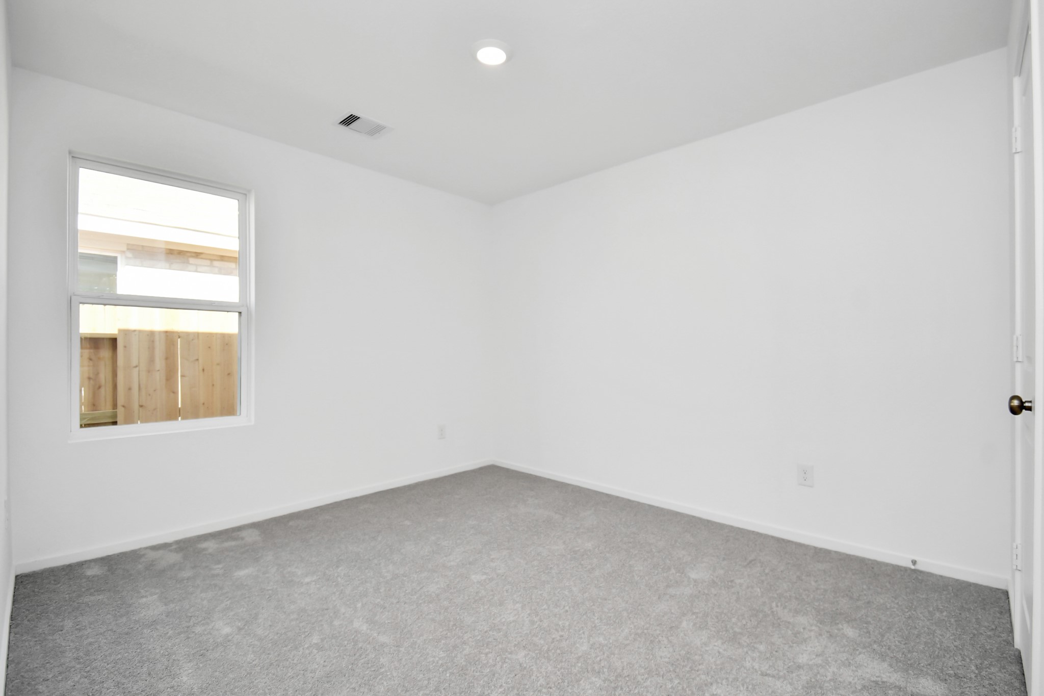 Guest bedroom #1
