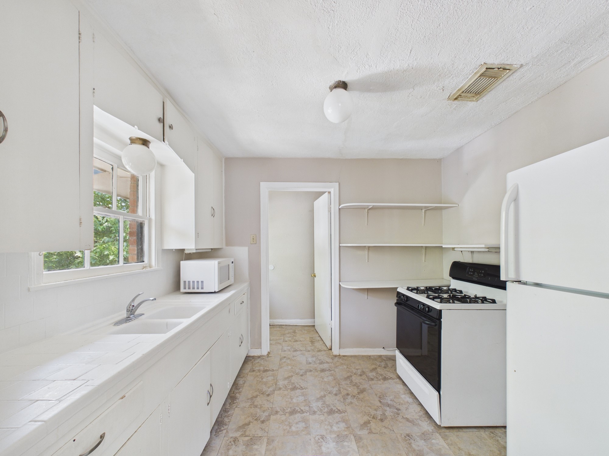 Mudroom & Rear Entry through the Kitchen