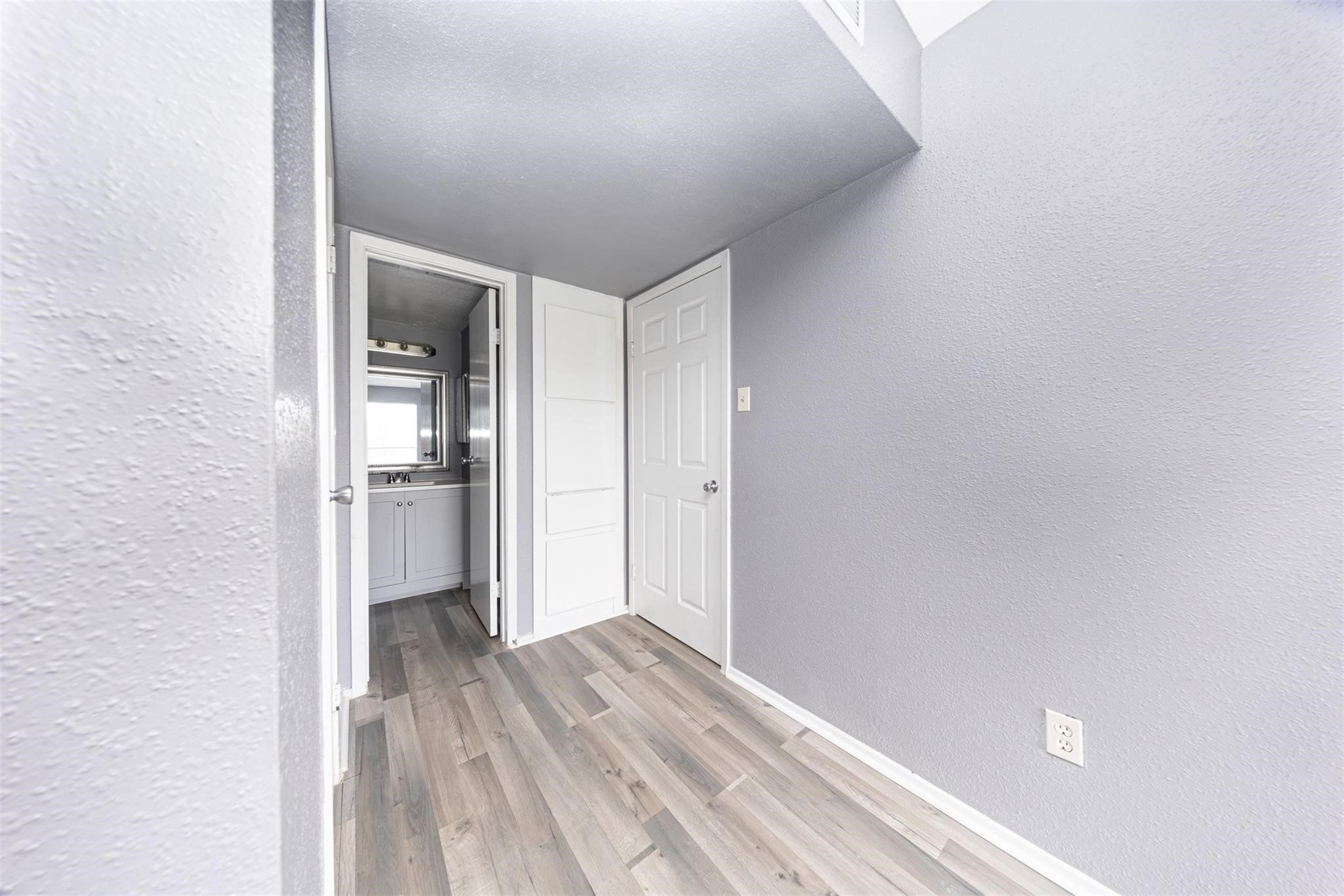 13480 S Thorntree Drive, #1206, Houston, TX 77015