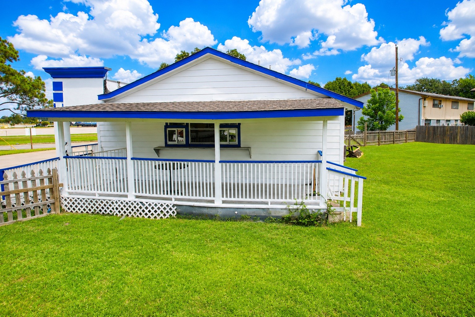2321 Burke Road, Pasadena, TX 77502
