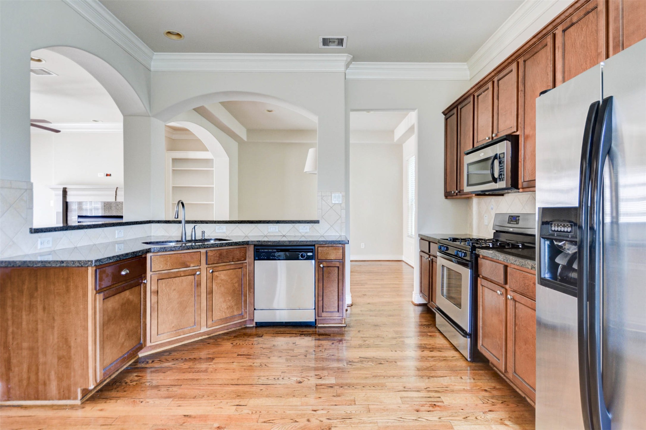 2731 Sherwin Street, Houston, TX 77007