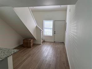 905 74th Street, #8, Houston, TX 77011