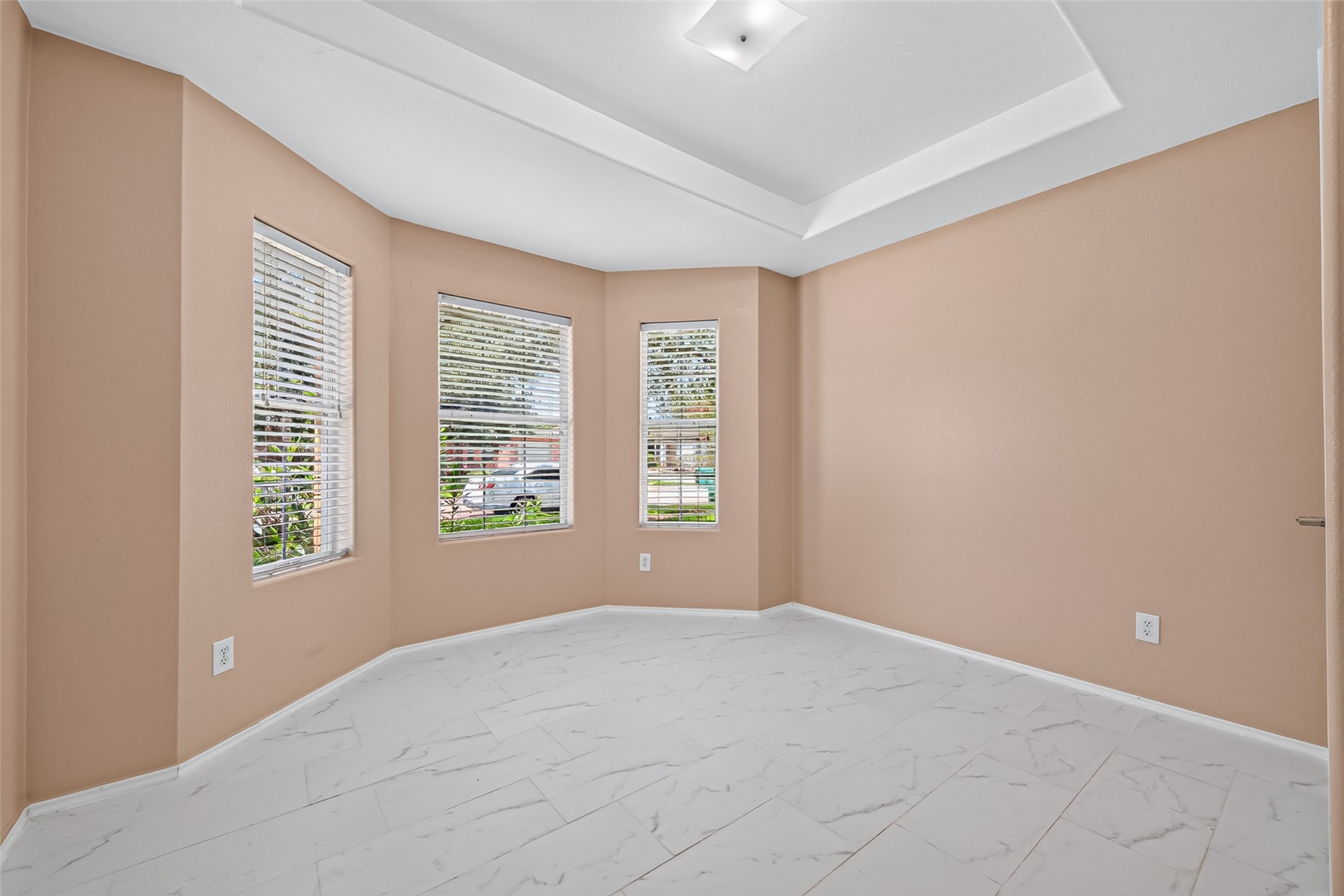 12614 Rio Bravo Street, Rosharon, TX 77583