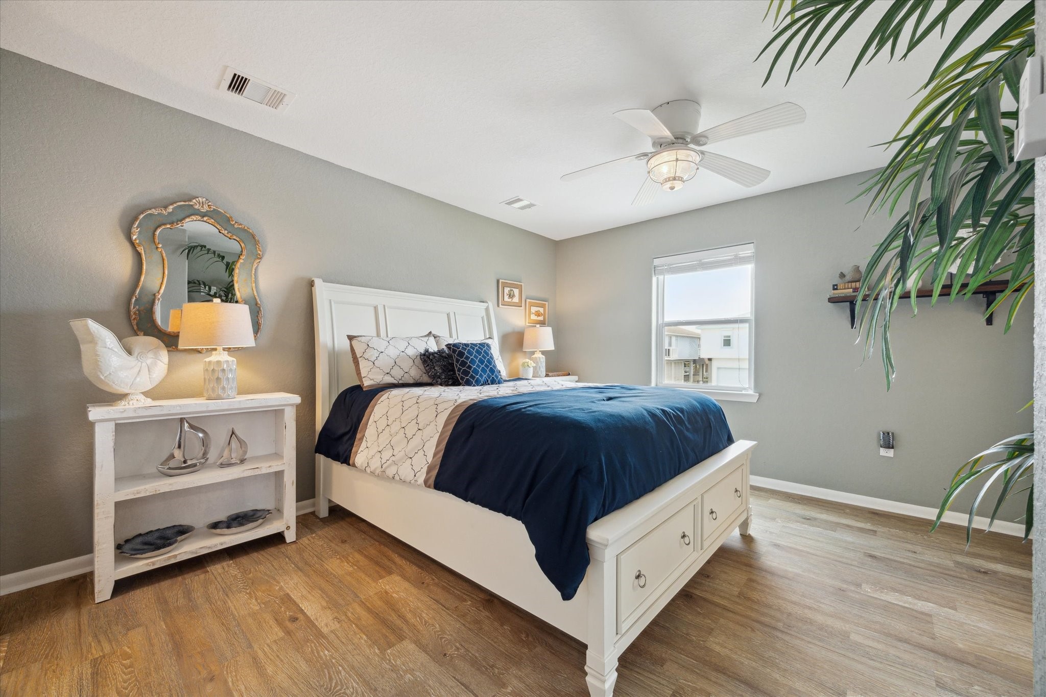 219 Bora Bora Drive, Tiki Island, TX 77554