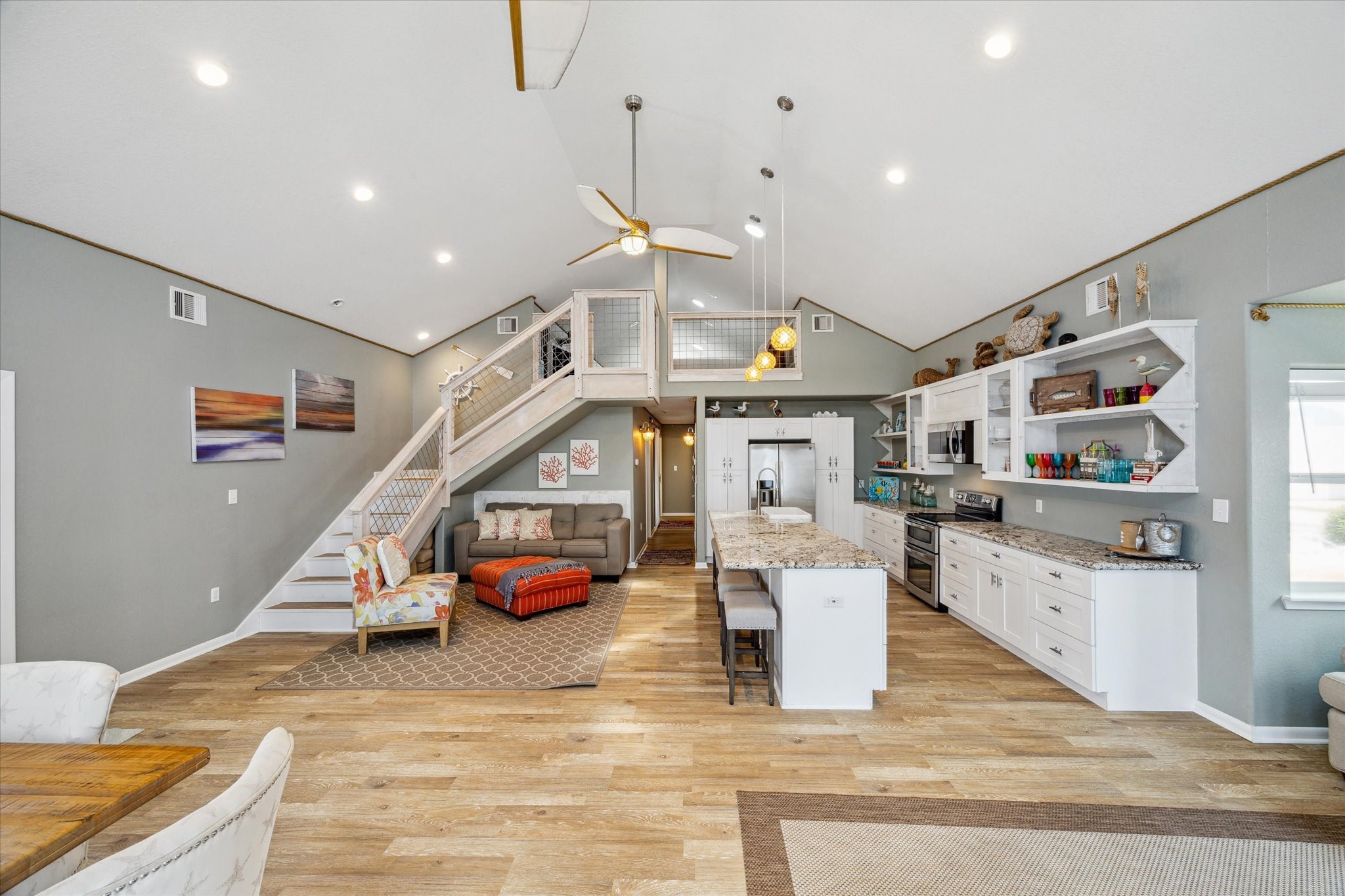 219 Bora Bora Drive, Tiki Island, TX 77554
