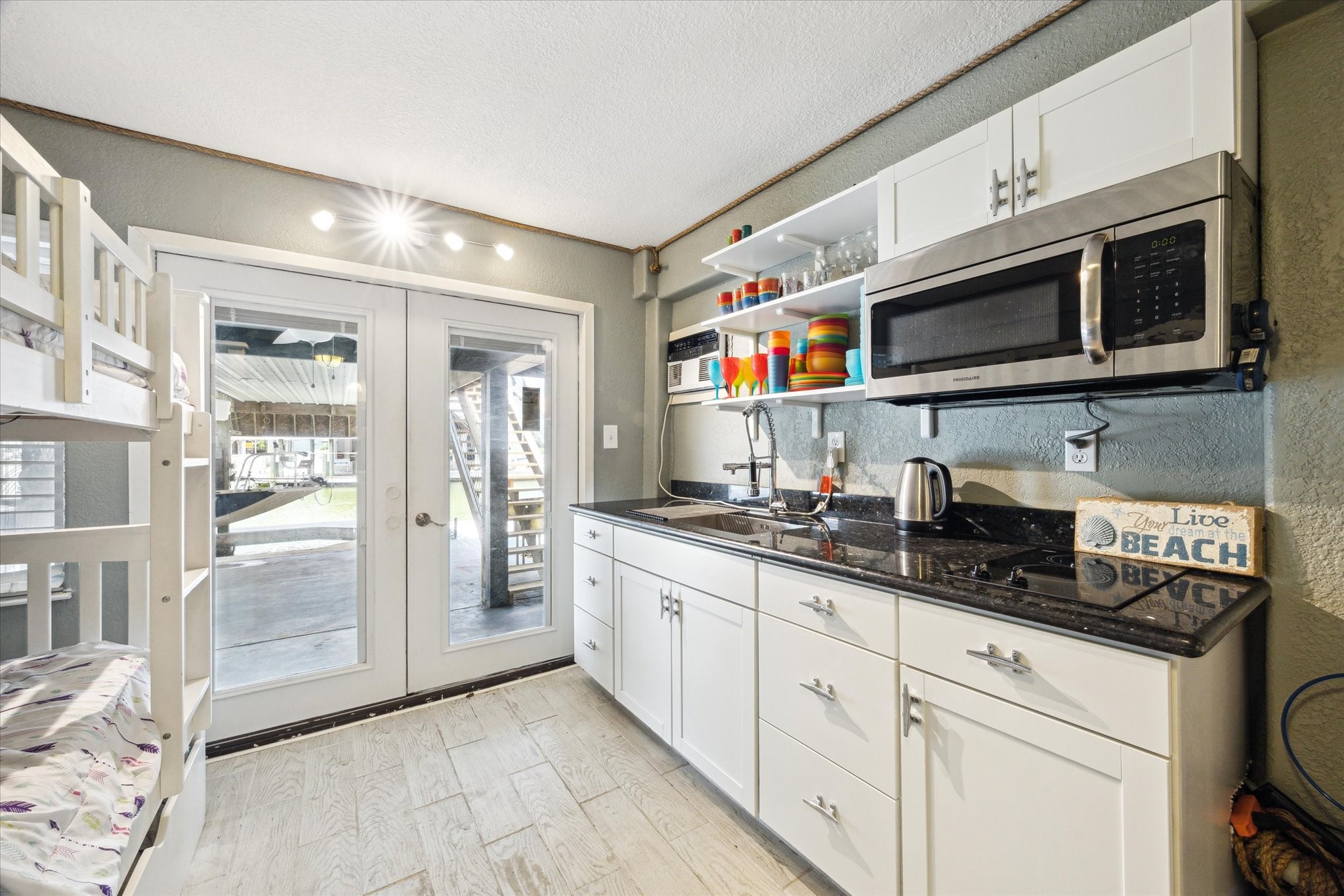219 Bora Bora Drive, Tiki Island, TX 77554