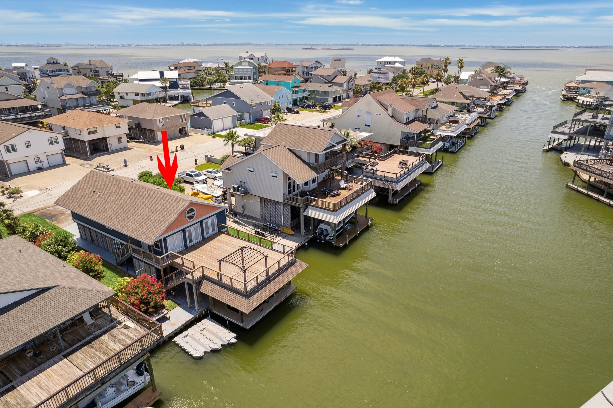 219 Bora Bora Drive, Tiki Island, TX 77554