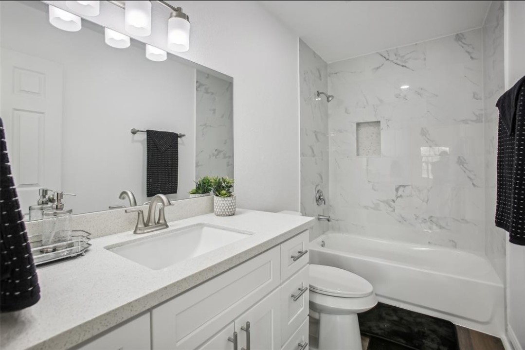 Primary bath