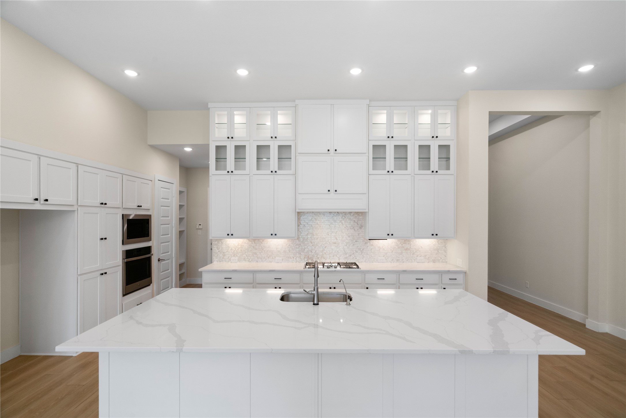 28058 Willow Glen Drive, Spring, TX 77386