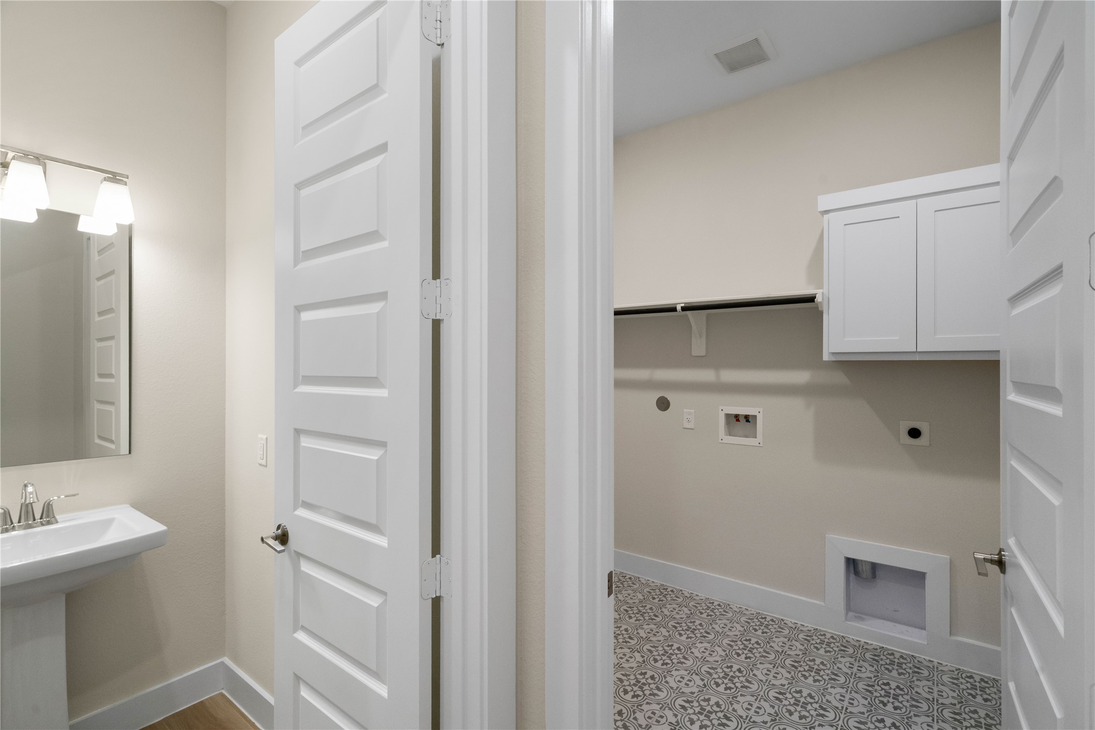 28058 Willow Glen Drive, Spring, TX 77386