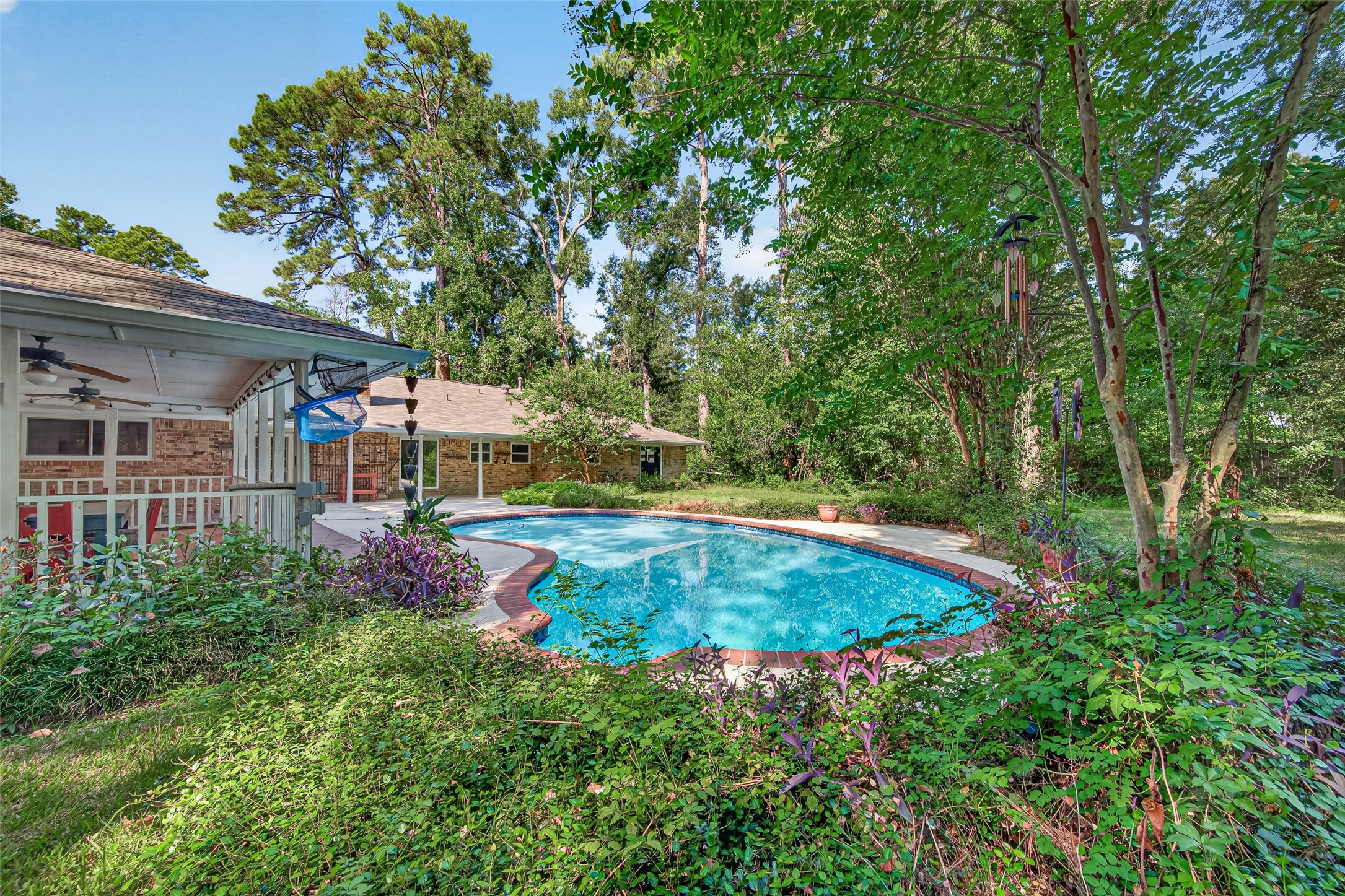 16814 Creeksouth Road, Houston, TX 77068