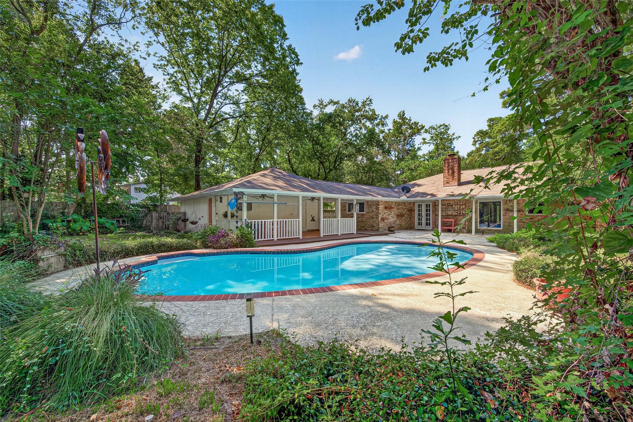 16814 Creeksouth Road, Houston, TX 77068