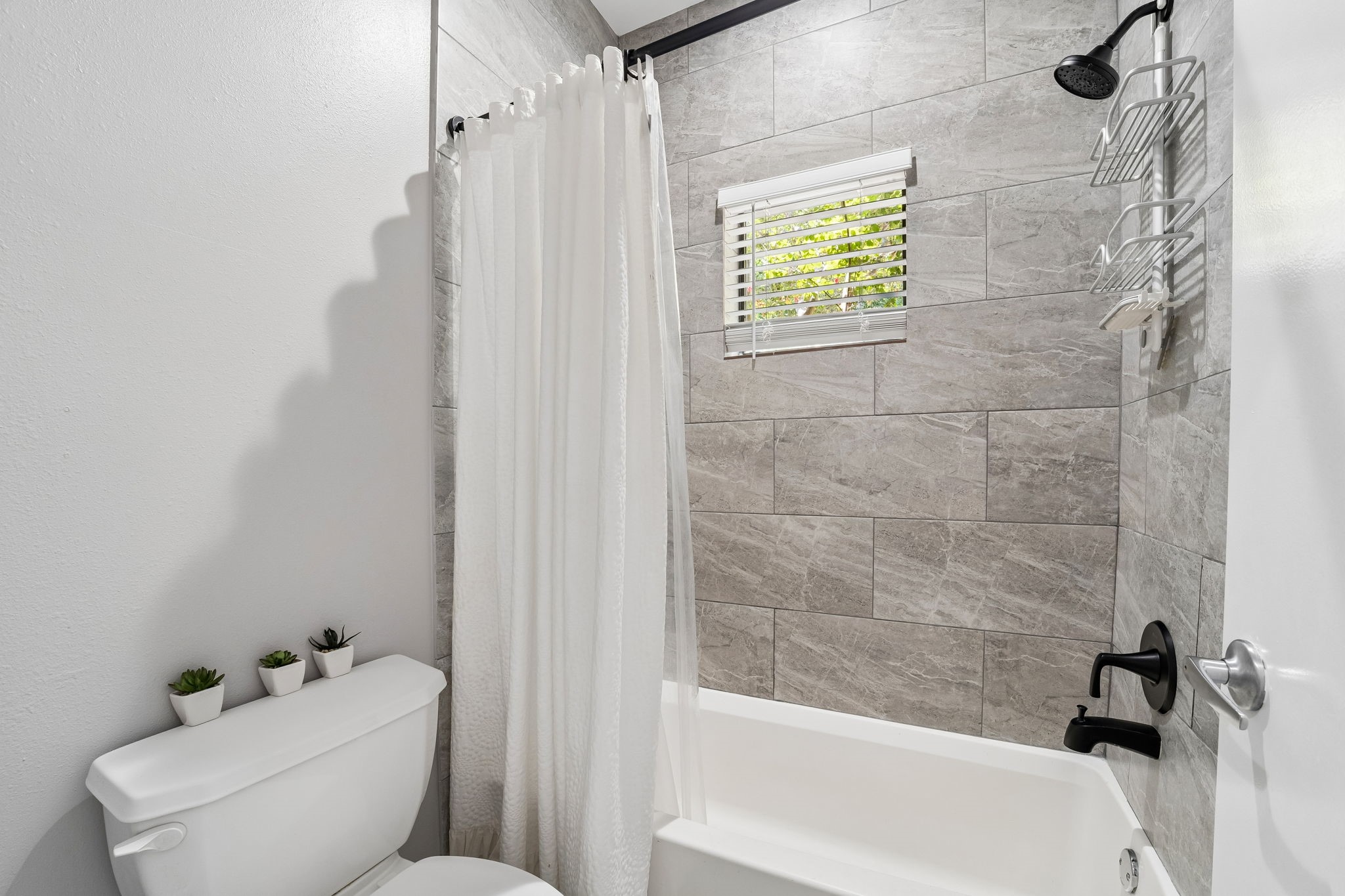 1614 Bonner Street, Houston, TX 77007