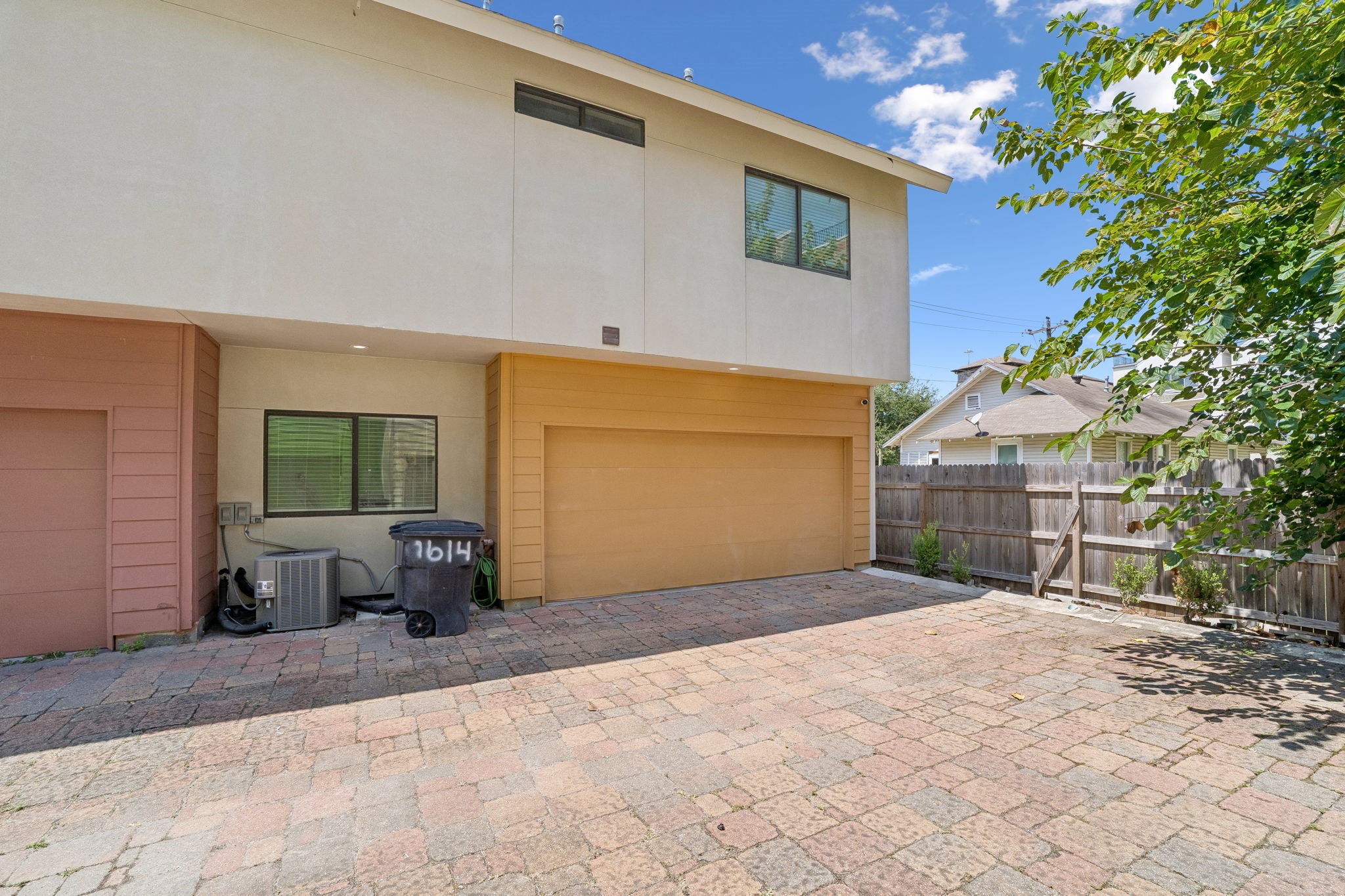 1614 Bonner Street, Houston, TX 77007