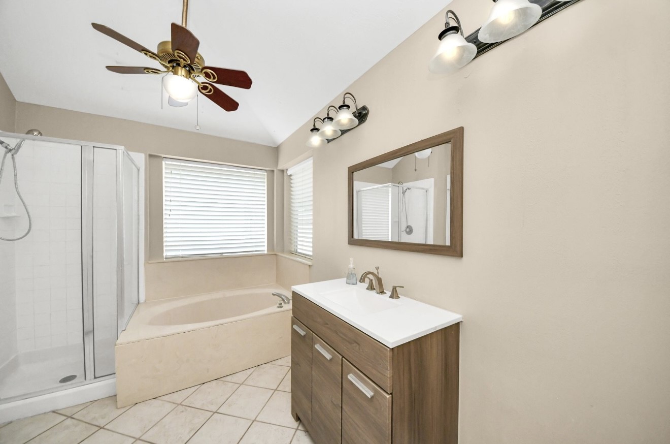 223 W New Meadows Drive, Sugar Land, TX 77479