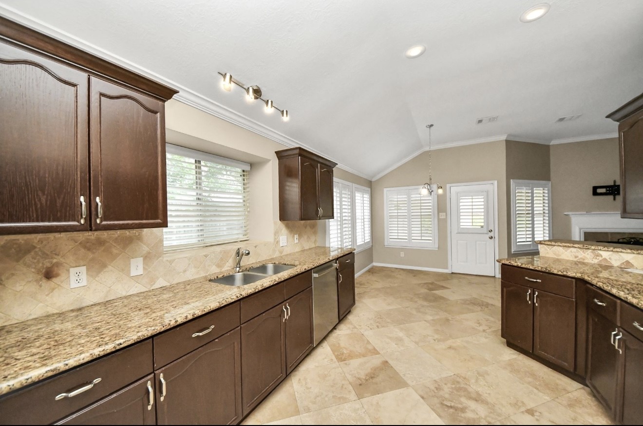 223 W New Meadows Drive, Sugar Land, TX 77479 223 W New Meadows Drive, Sugar Land, TX 77479