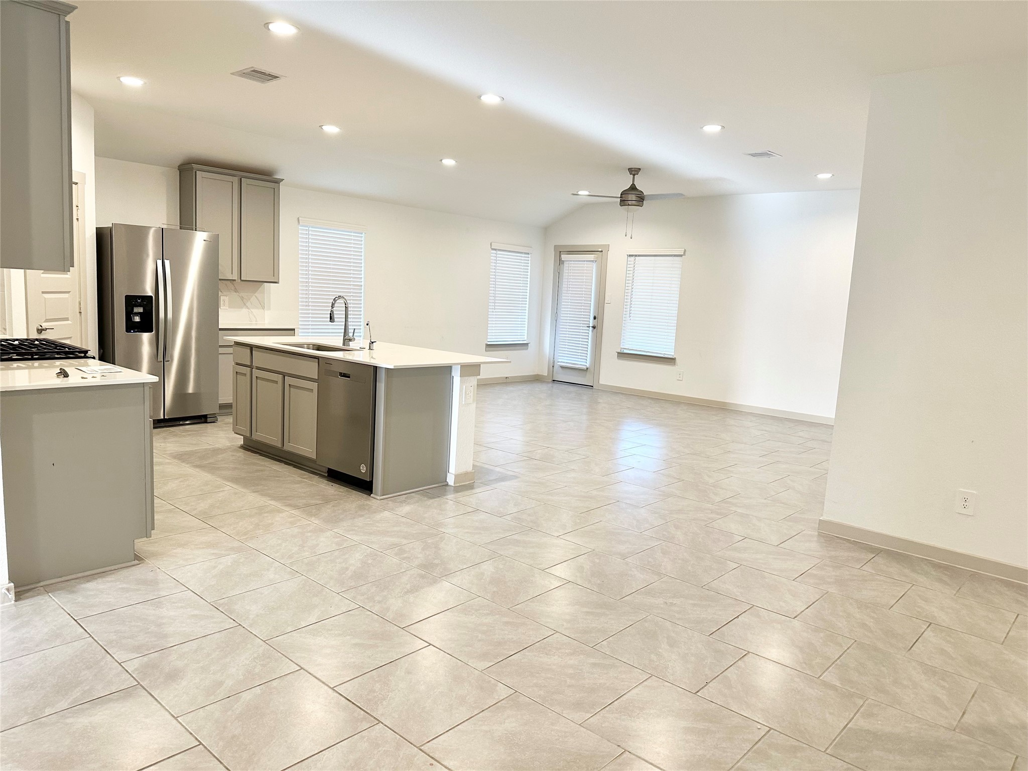 3919 Itzle Island Court, Fulshear, TX 77494
