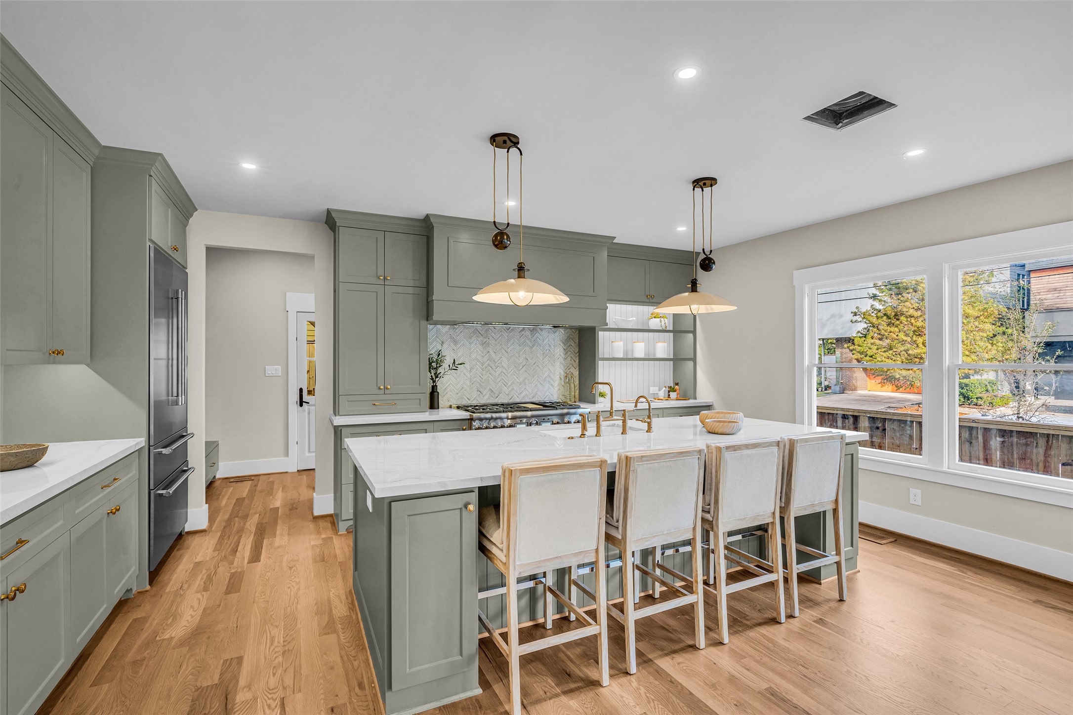 2602 Whitney Street, Houston, TX 77006