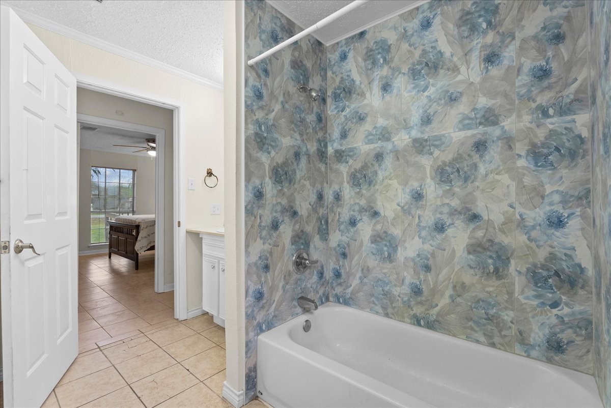 6119 Highland Road, Santa Fe, TX 77517
