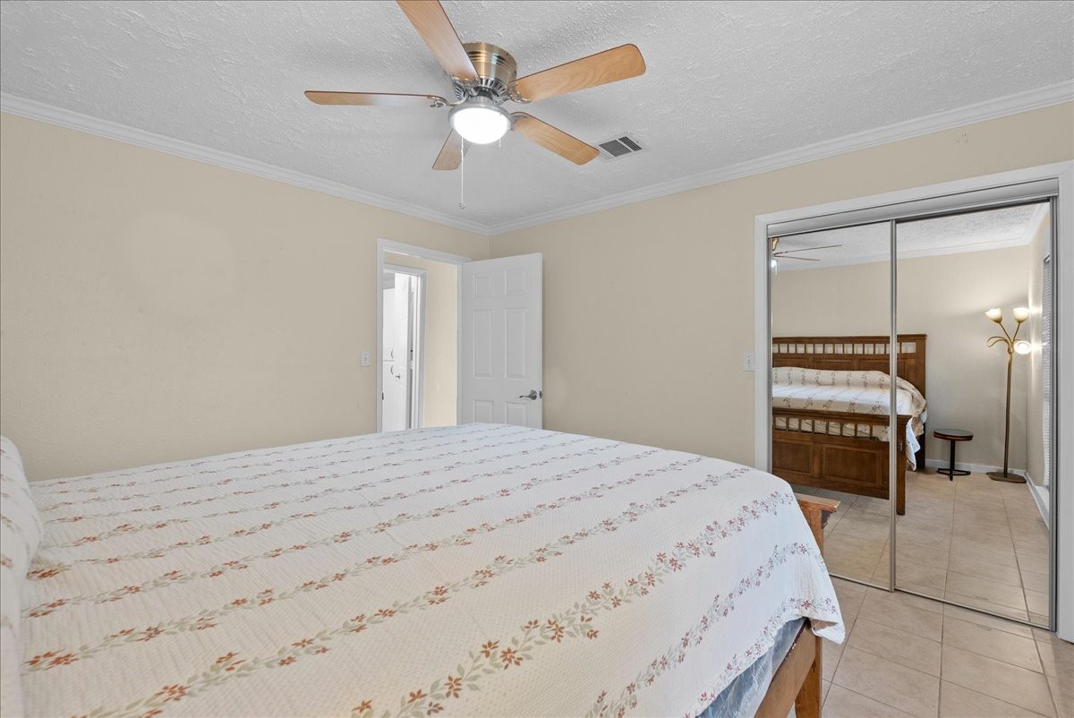 6119 Highland Road, Santa Fe, TX 77517