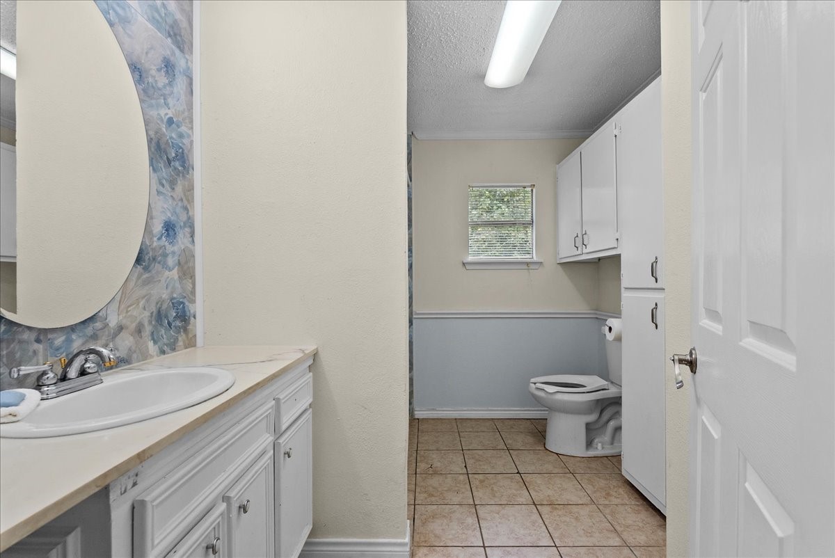 6119 Highland Road, Santa Fe, TX 77517