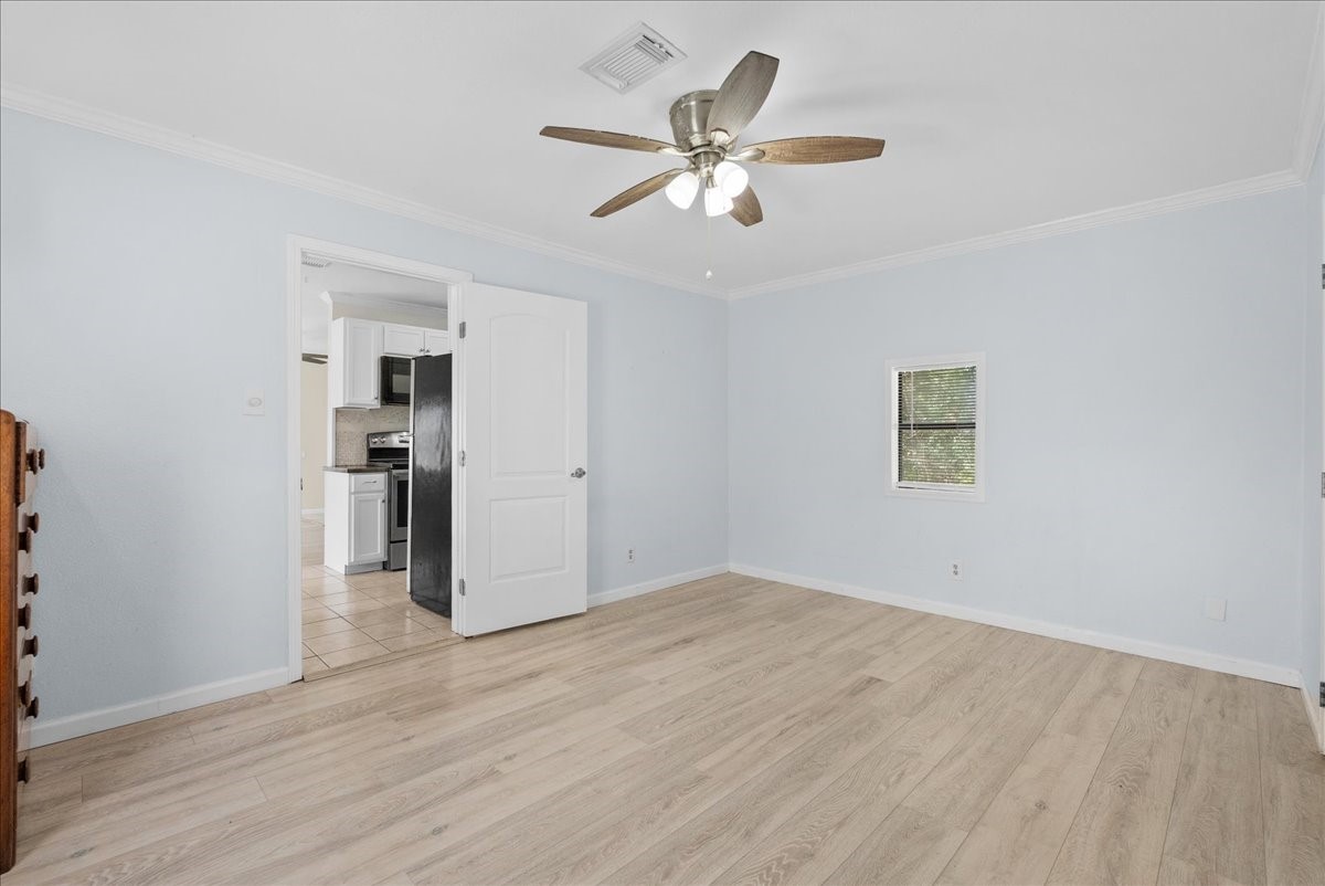6119 Highland Road, Santa Fe, TX 77517