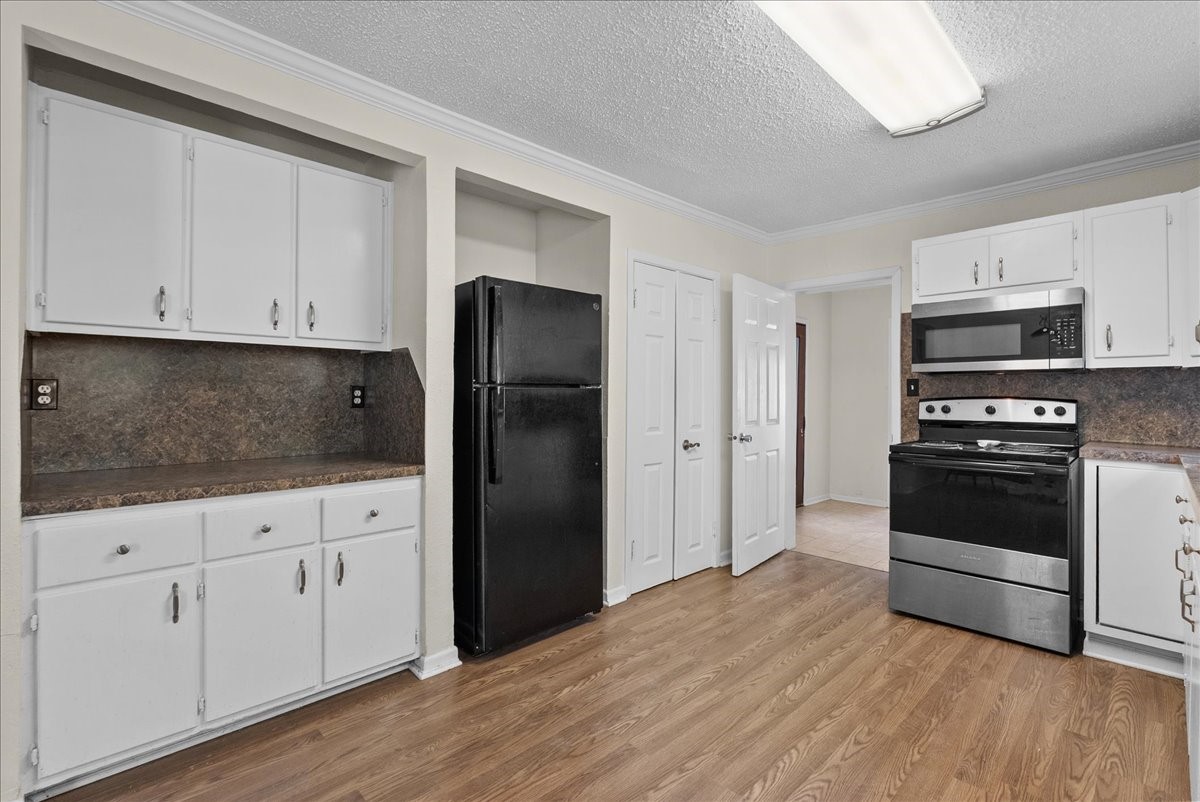 6119 Highland Road, Santa Fe, TX 77517